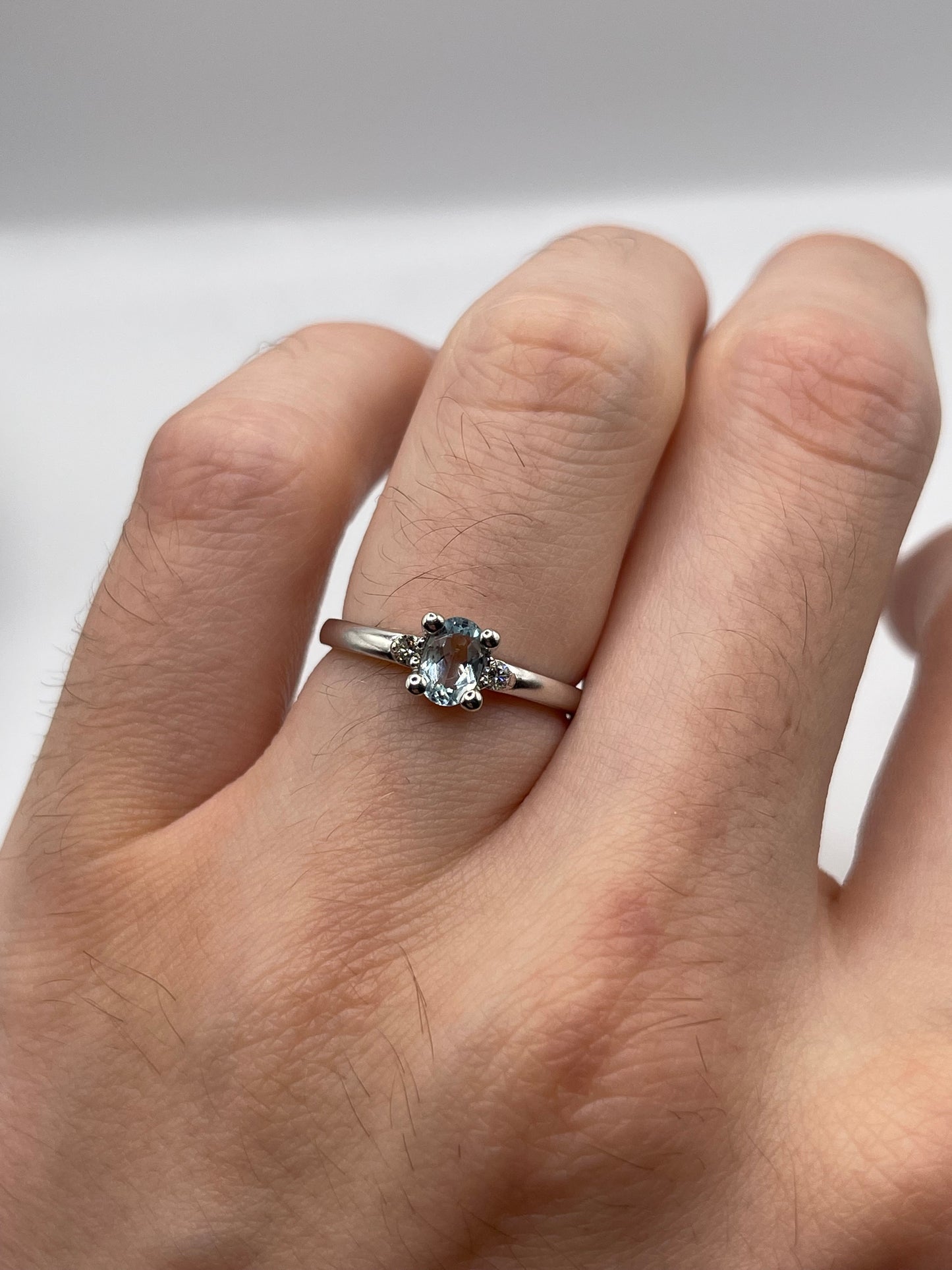 9ct white gold topaz and diamond ring