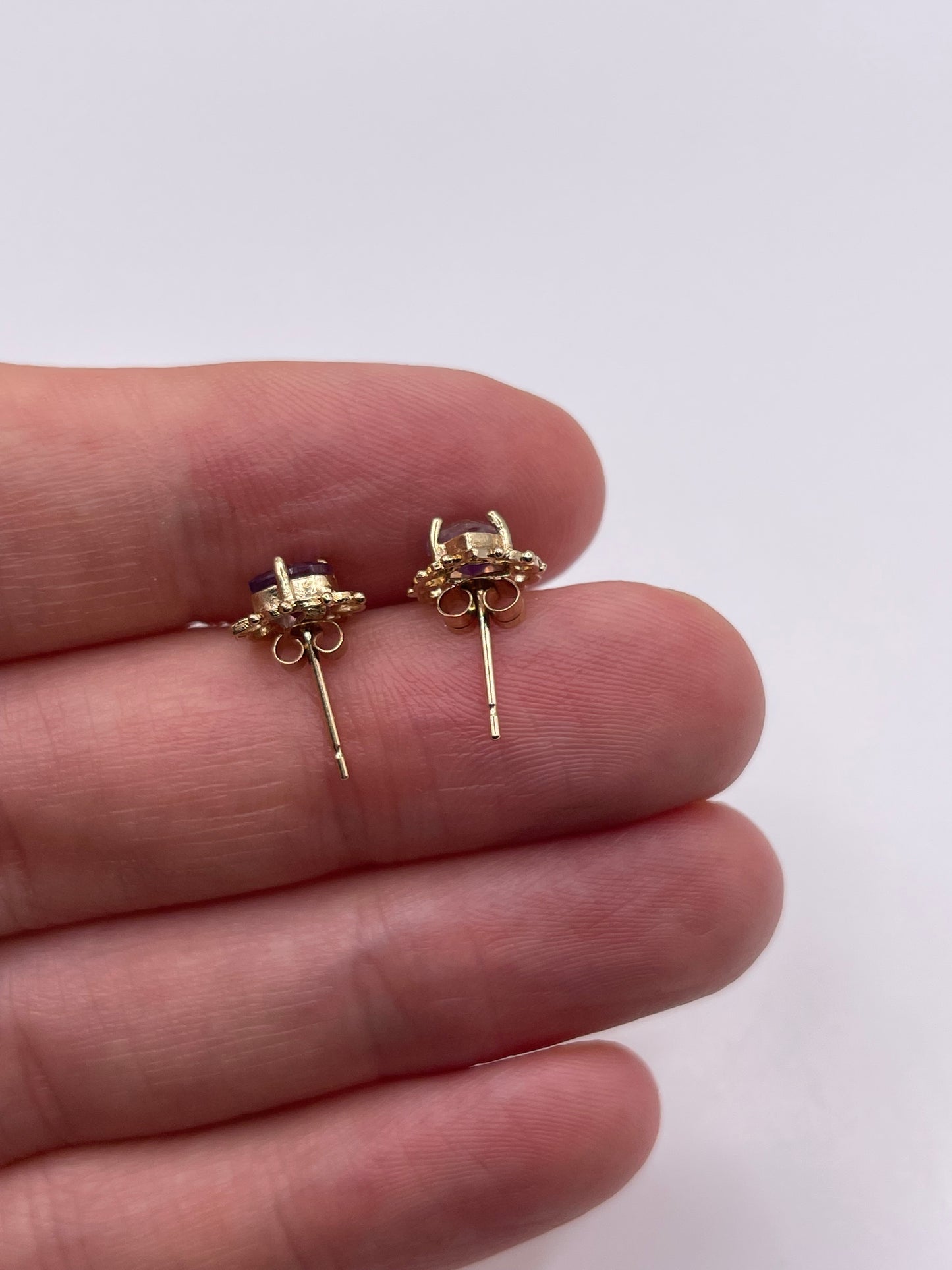 9ct gold amethyst heart earrings
