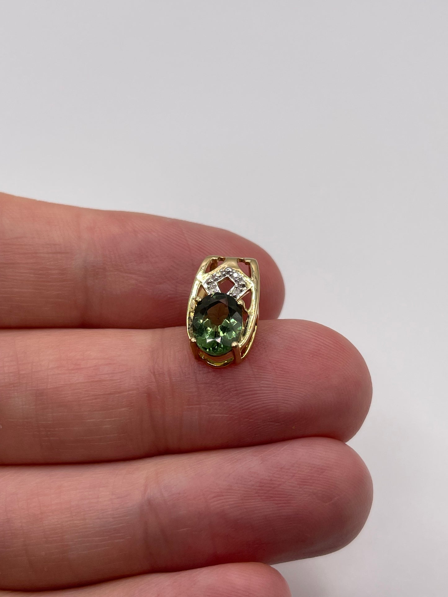 9ct gold tourmaline and diamond pendant