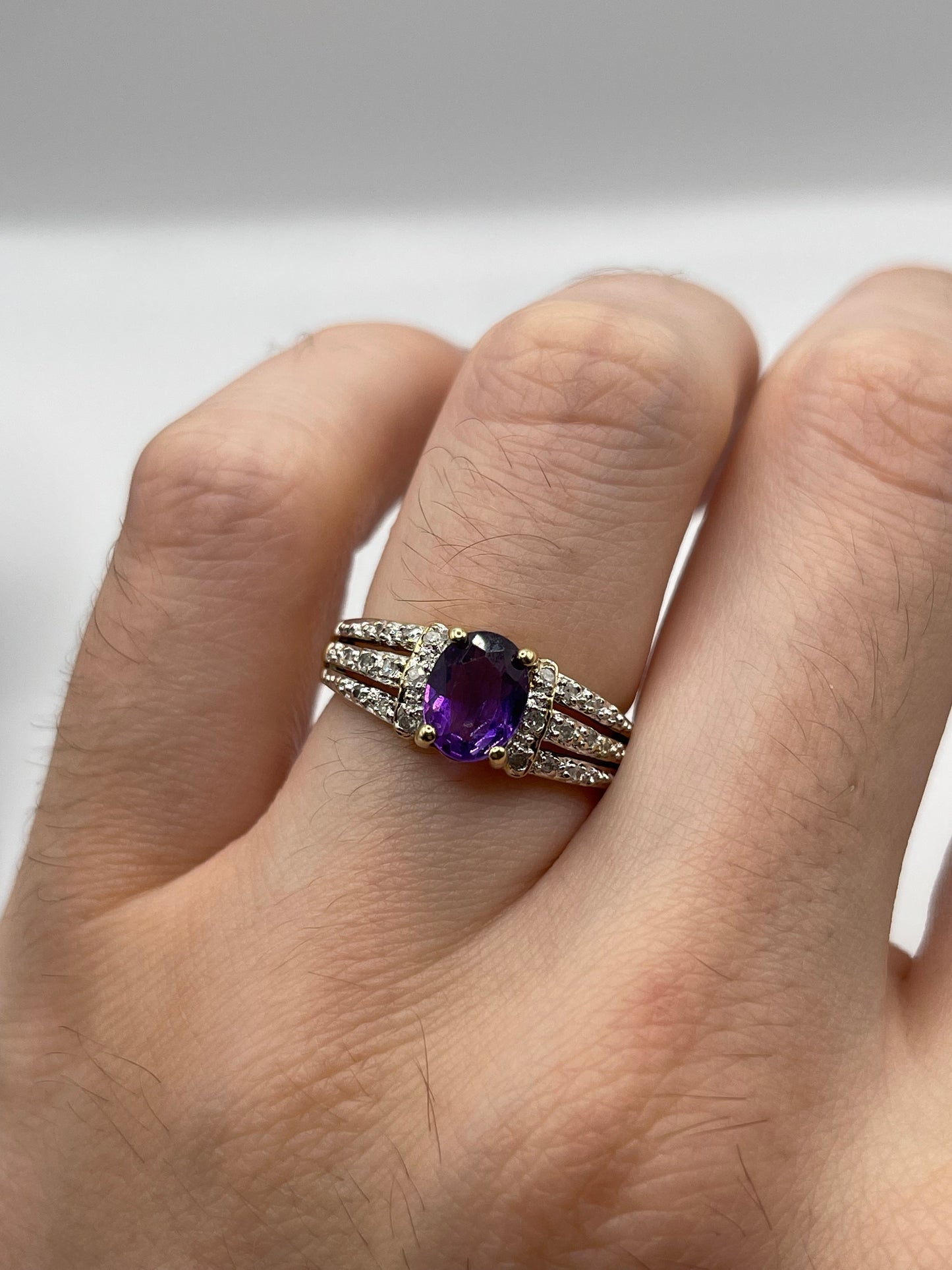 9ct gold amethyst and diamond ring