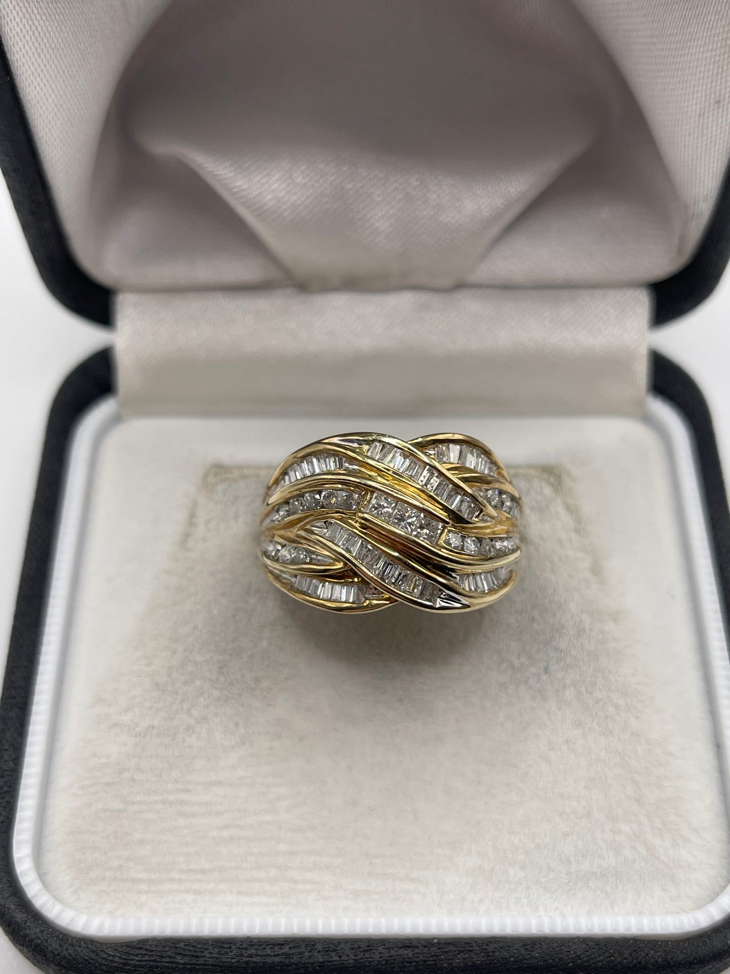 9ct gold diamond cluster ring