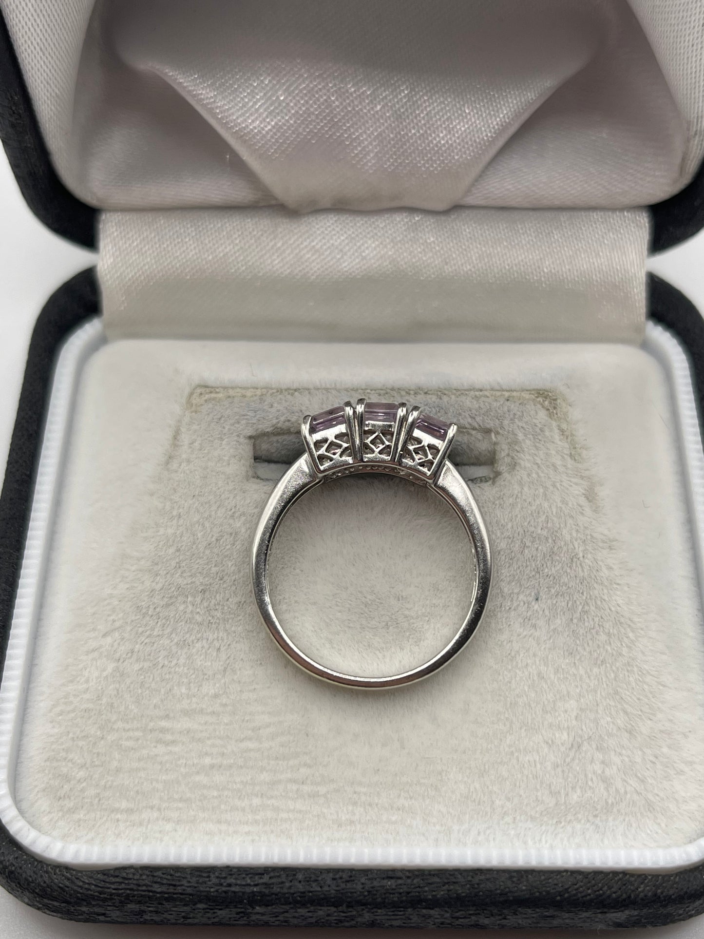 9ct white gold bi coloured amethyst ring