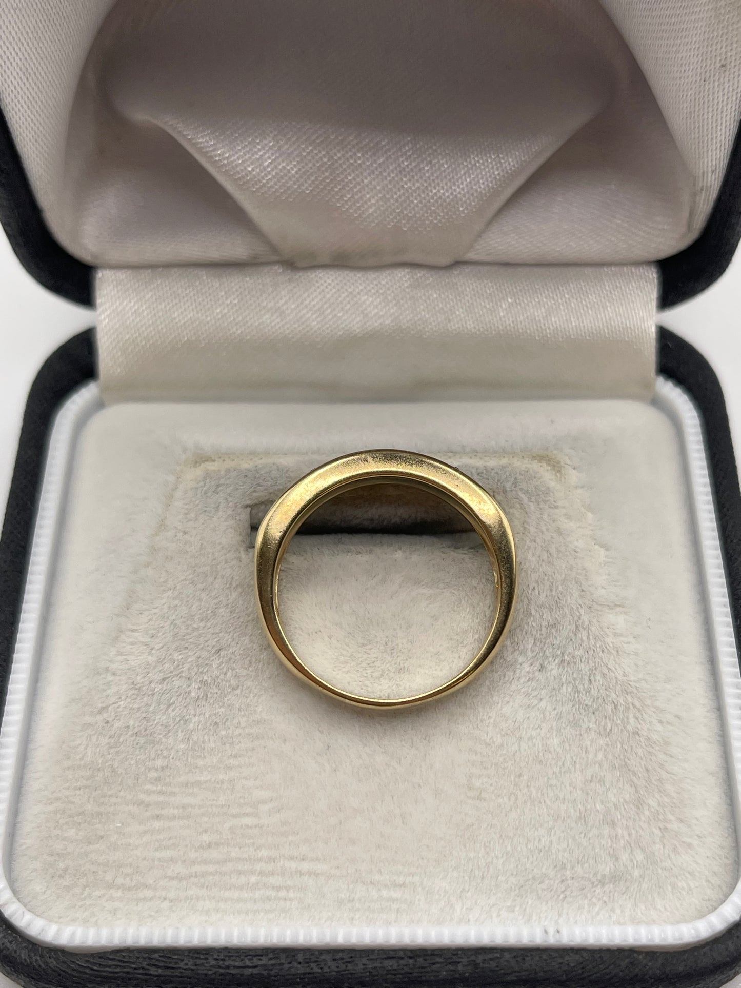 9ct gold ruby and diamond ring