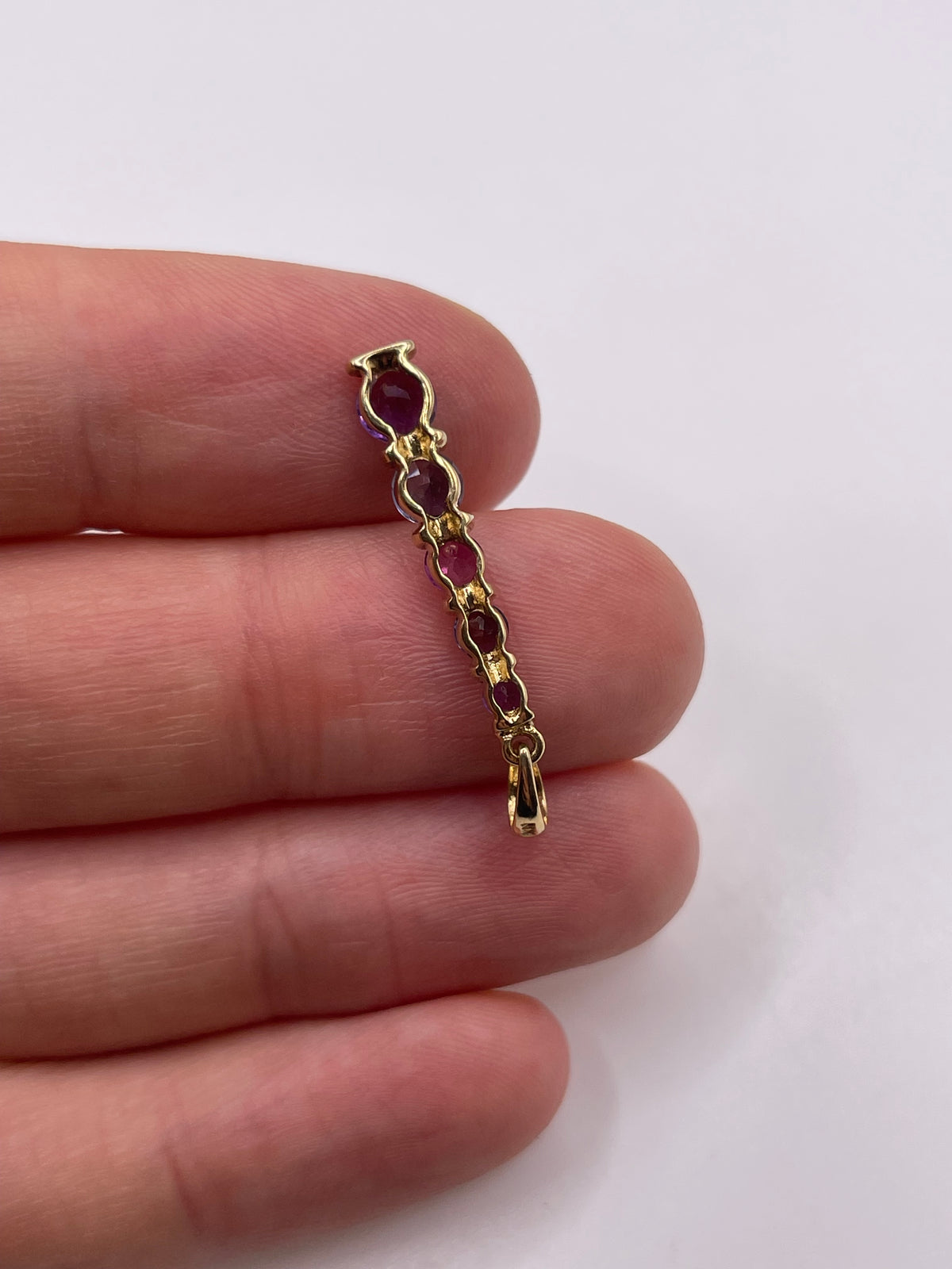 9ct gold multi gemstone pendant