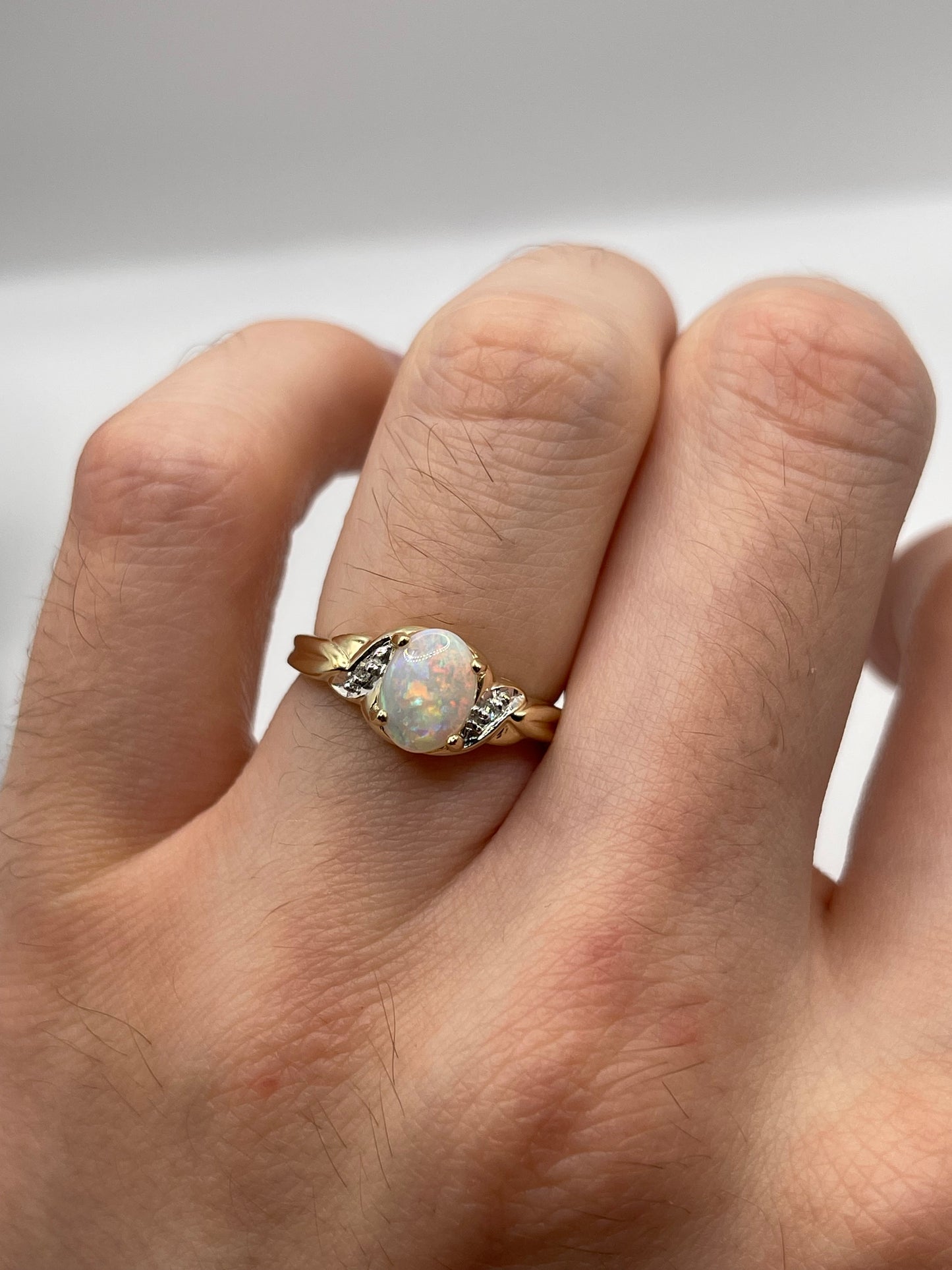 9ct gold opal and diamond ring