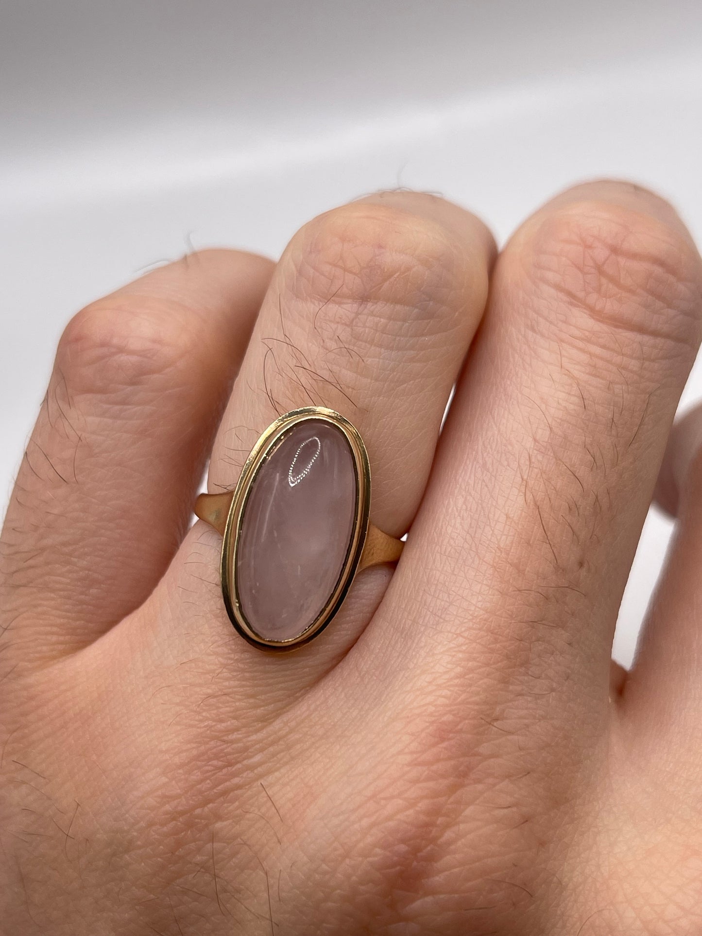 9ct gold rose quartz ring