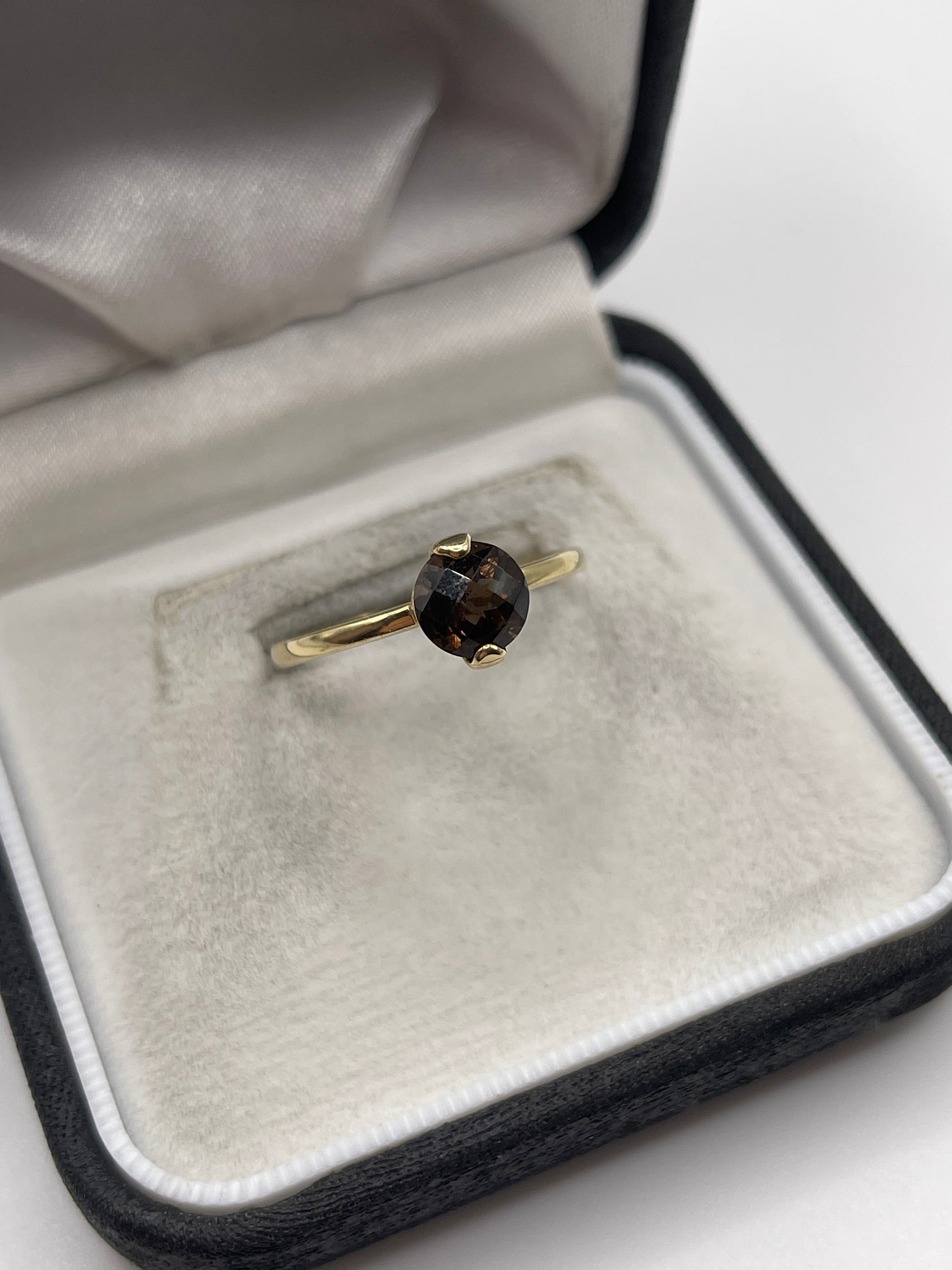 9ct gold Smokey quartz ring