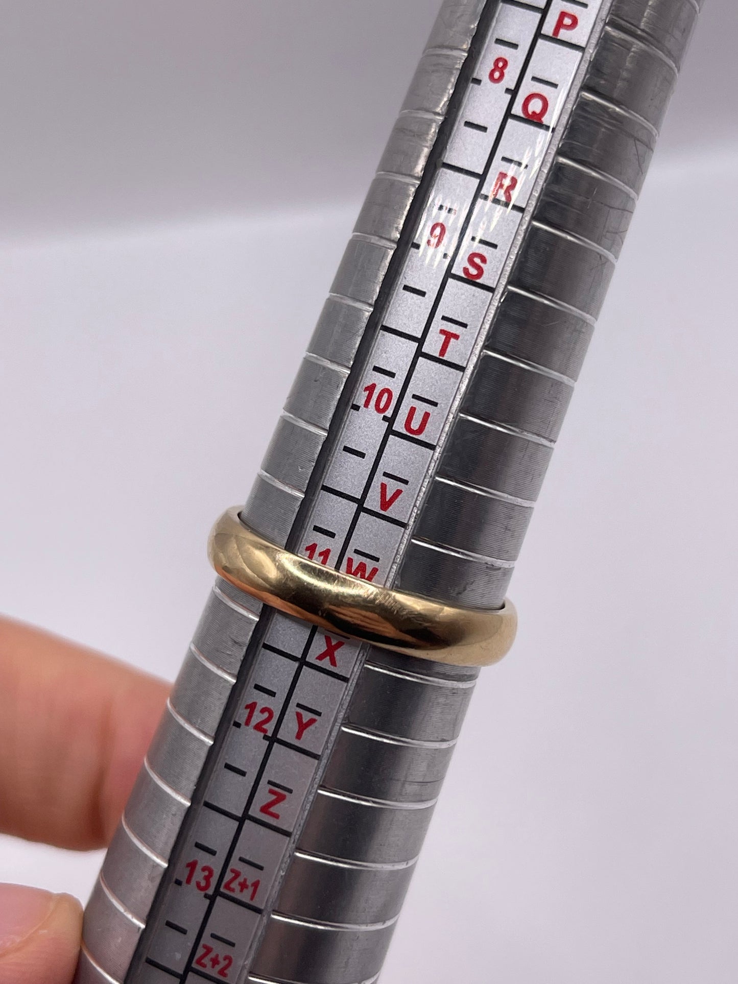 9ct gold band