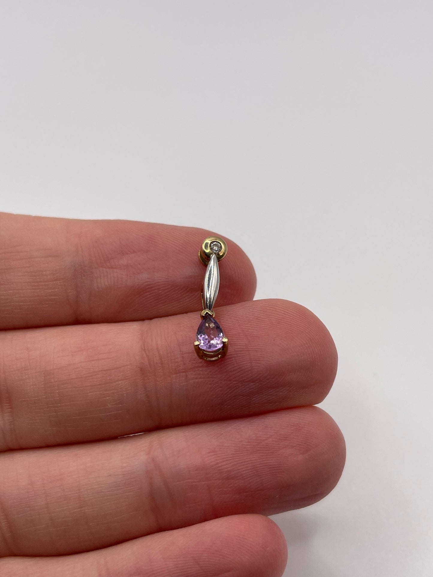 9ct two tone amethyst and diamond pendant