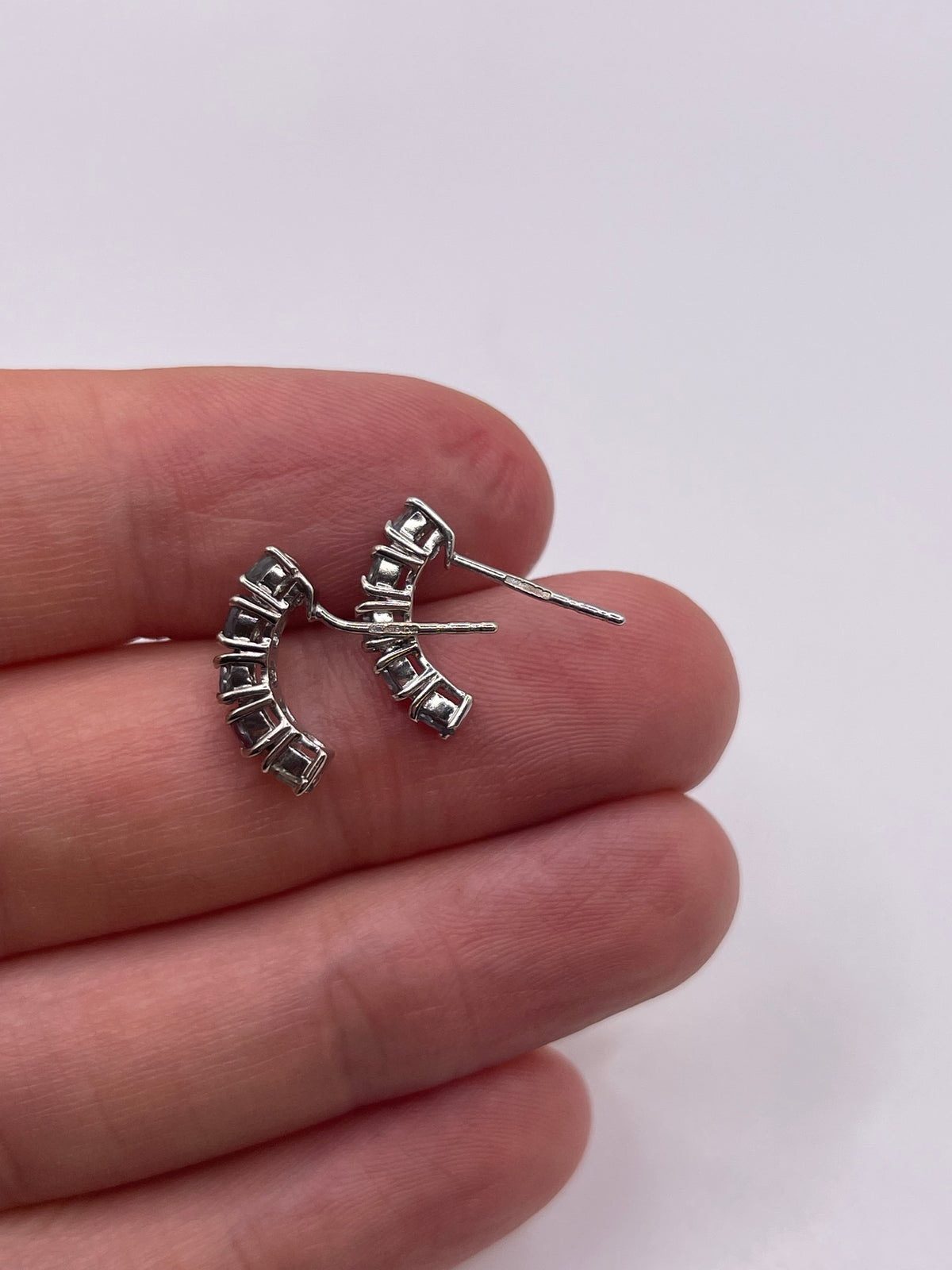 9ct white gold alexandrite earrings