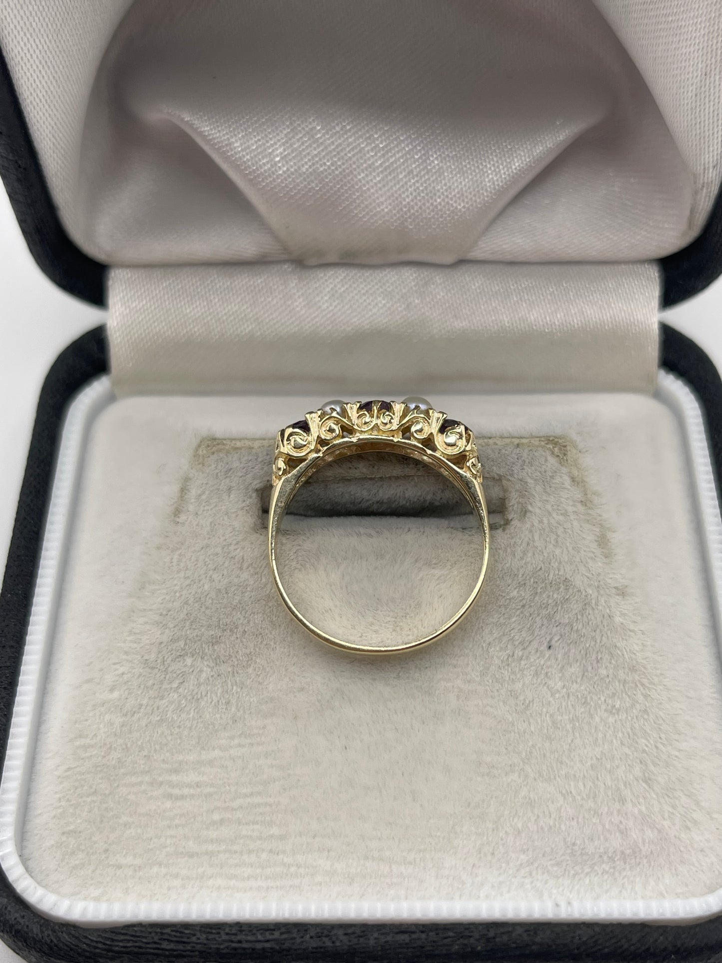 9ct gold amethyst and pearl ring