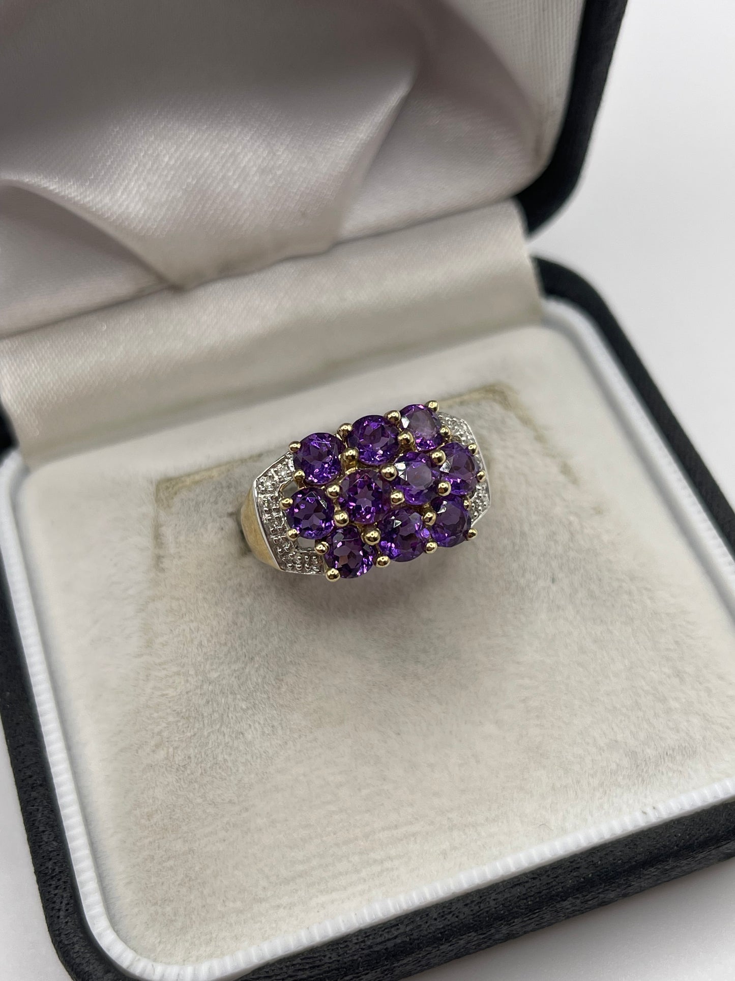 9ct gold amethyst and diamond cluster ring