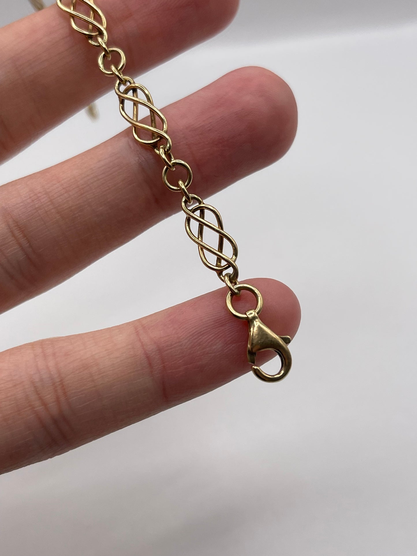 9ct gold Celtic bracelet