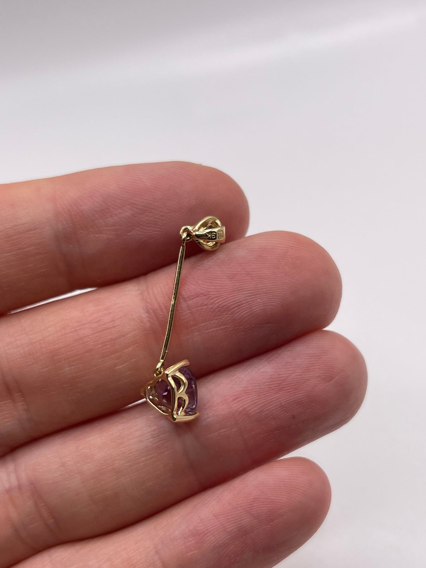9ct gold amethyst and diamond pendant