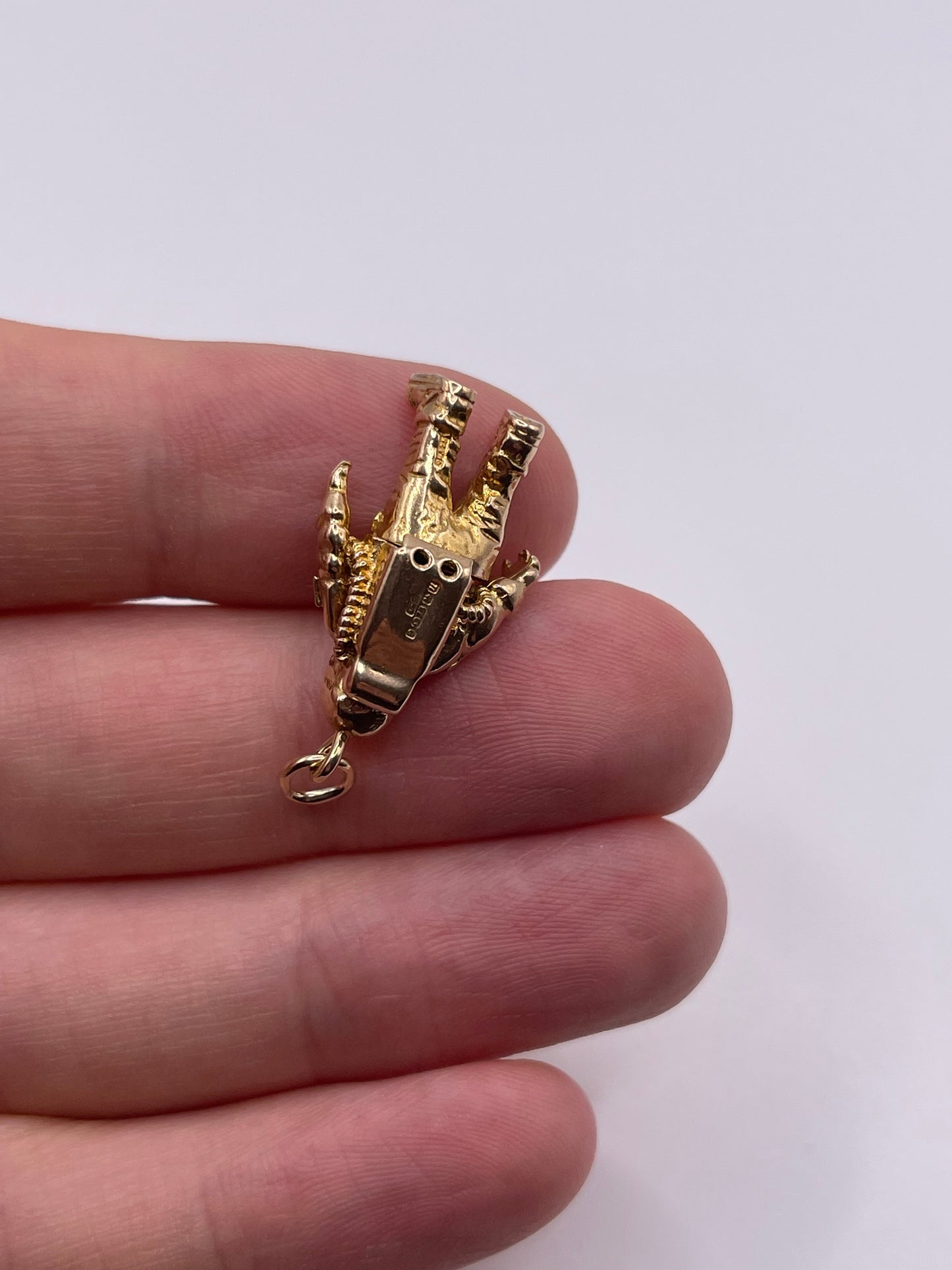 9ct gold astronaut charm