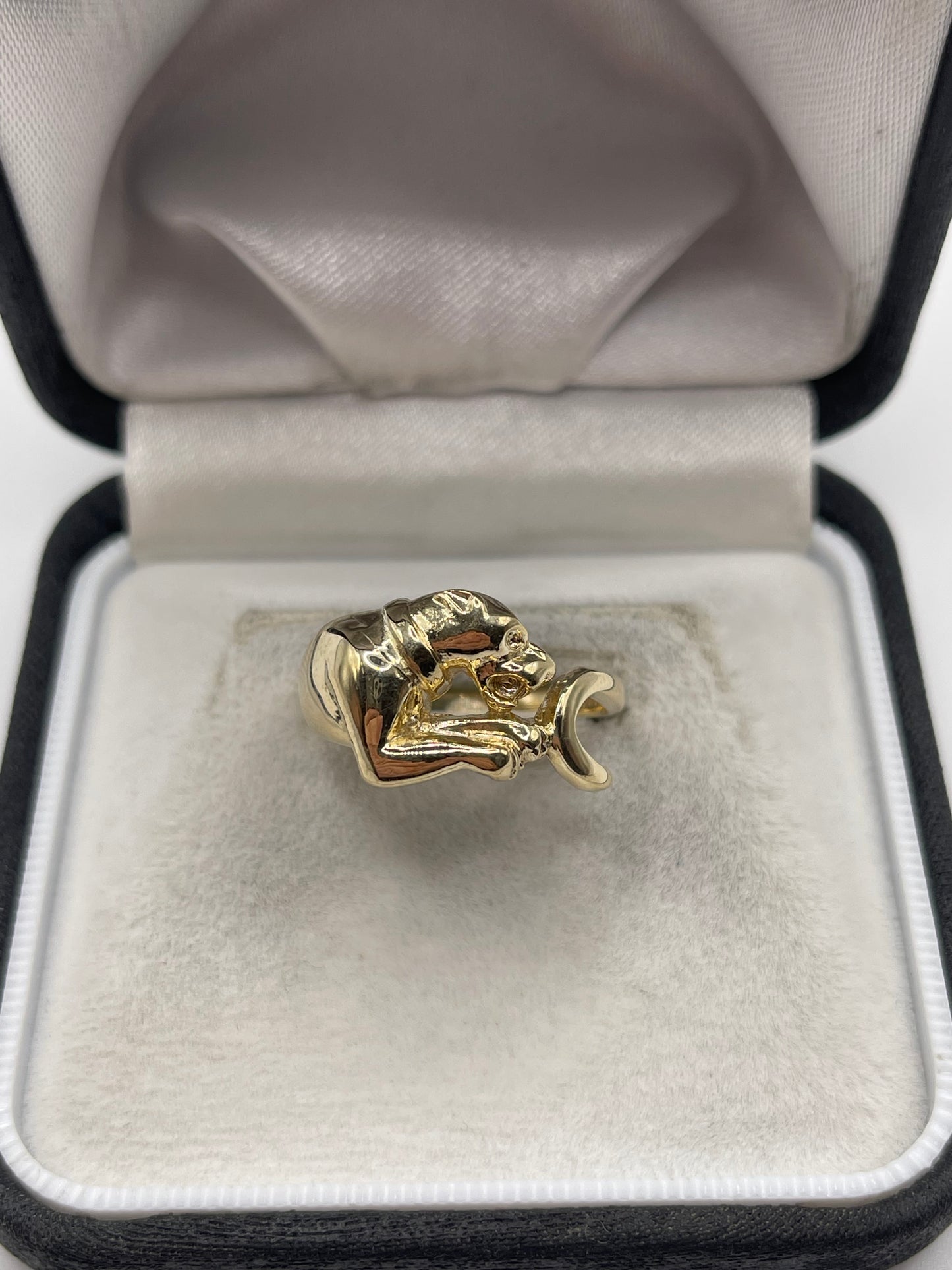 9ct gold panther ring