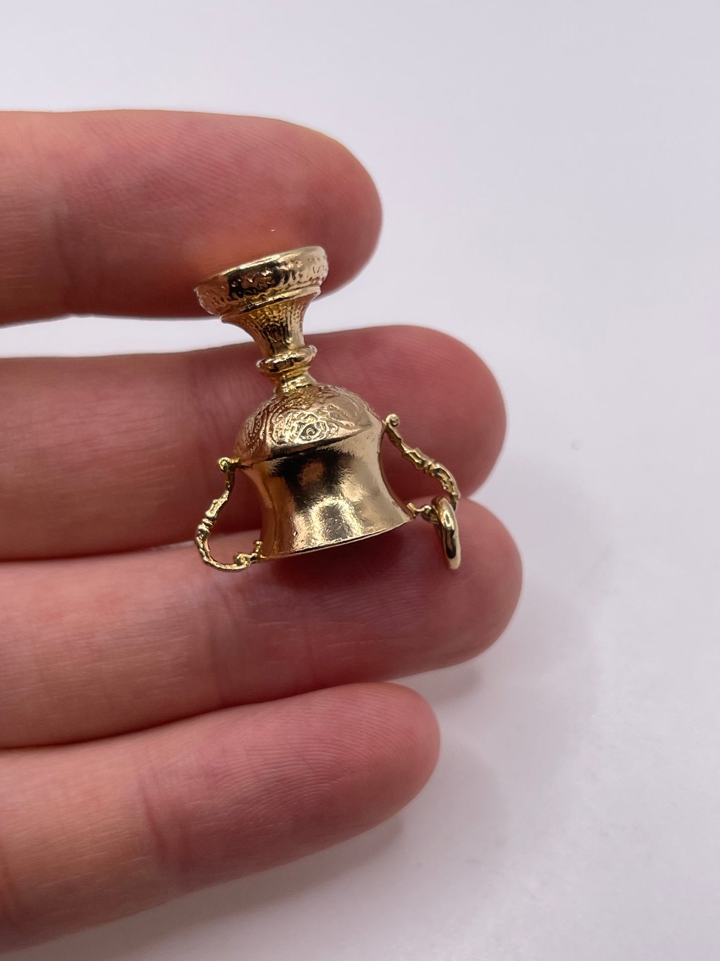 9ct gold trophy charm