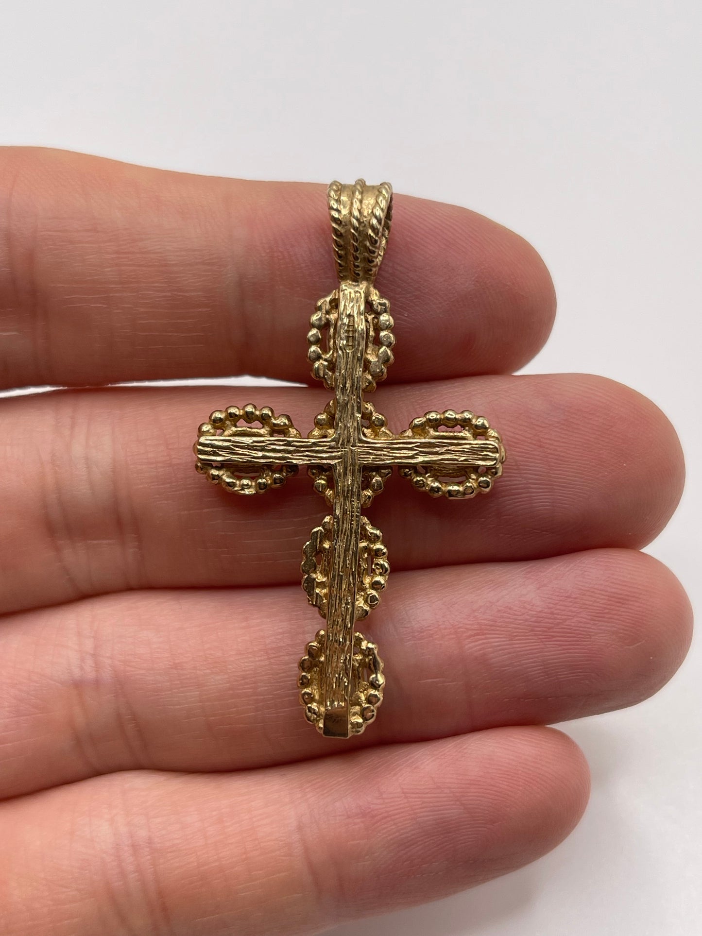 9ct gold opal cross pendant