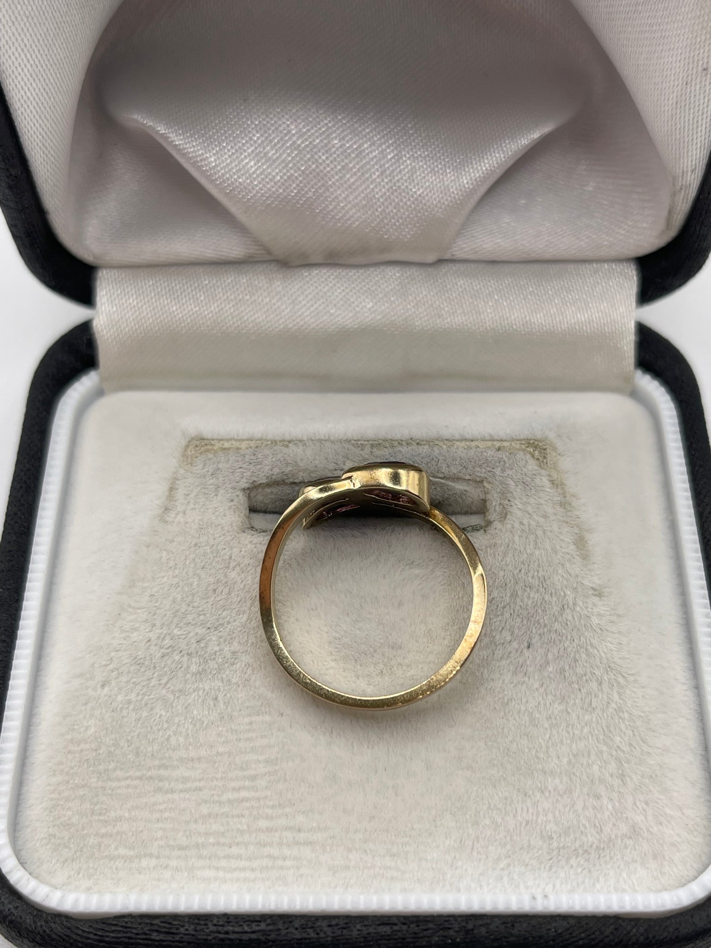9ct gold amethyst ring
