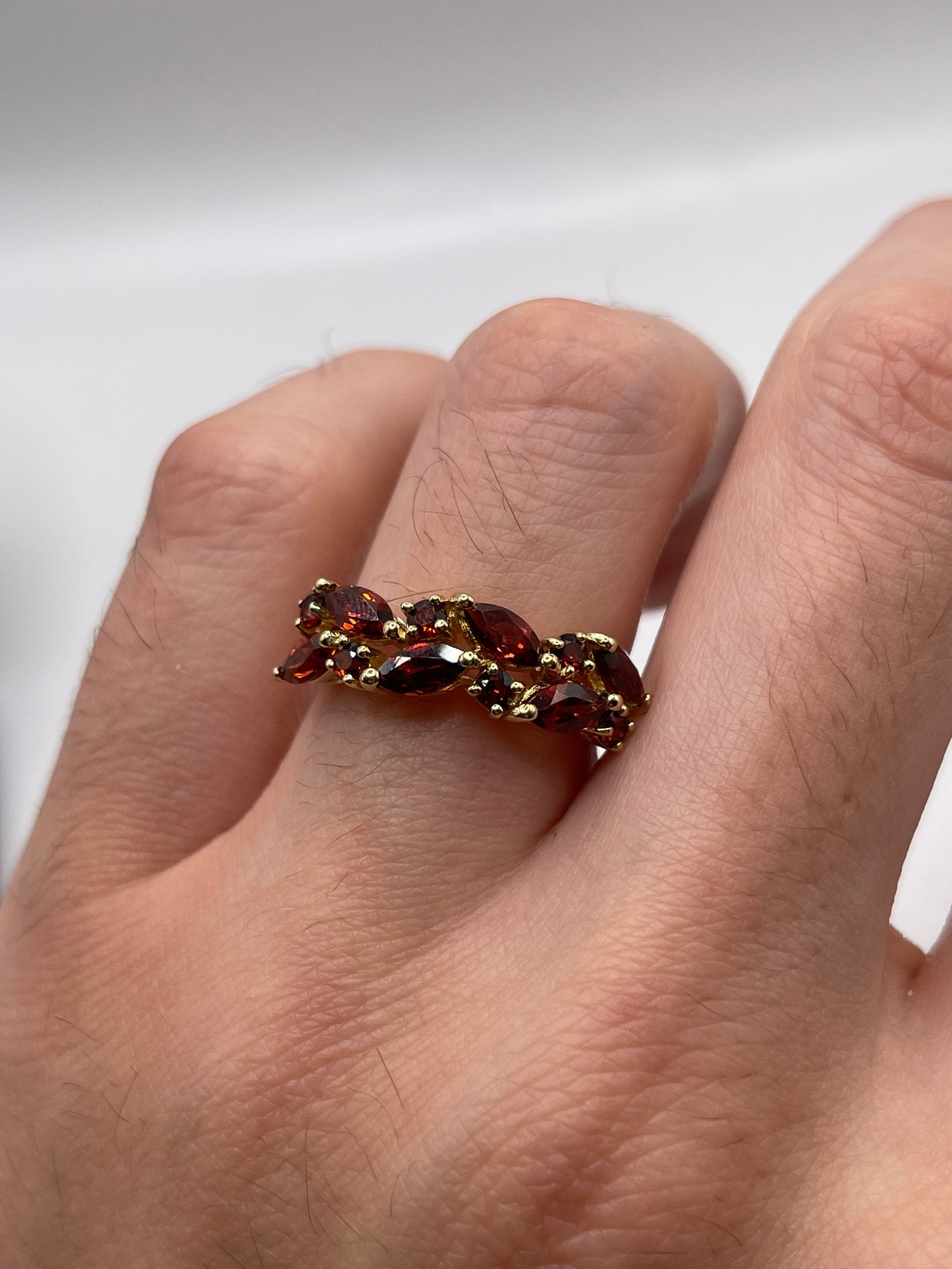 9ct gold garnet cluster ring