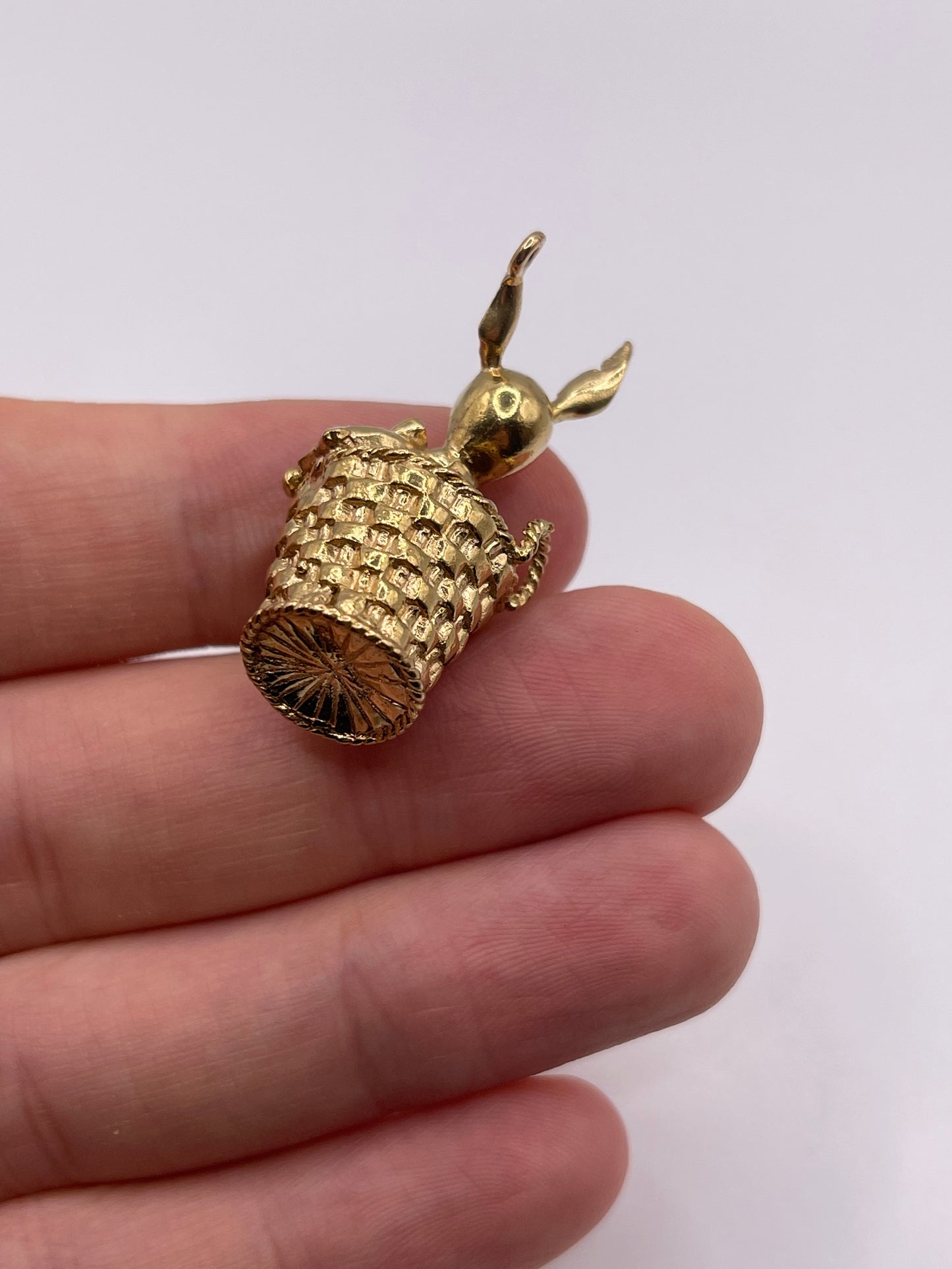 9ct gold ruby rabbit in a basket charm