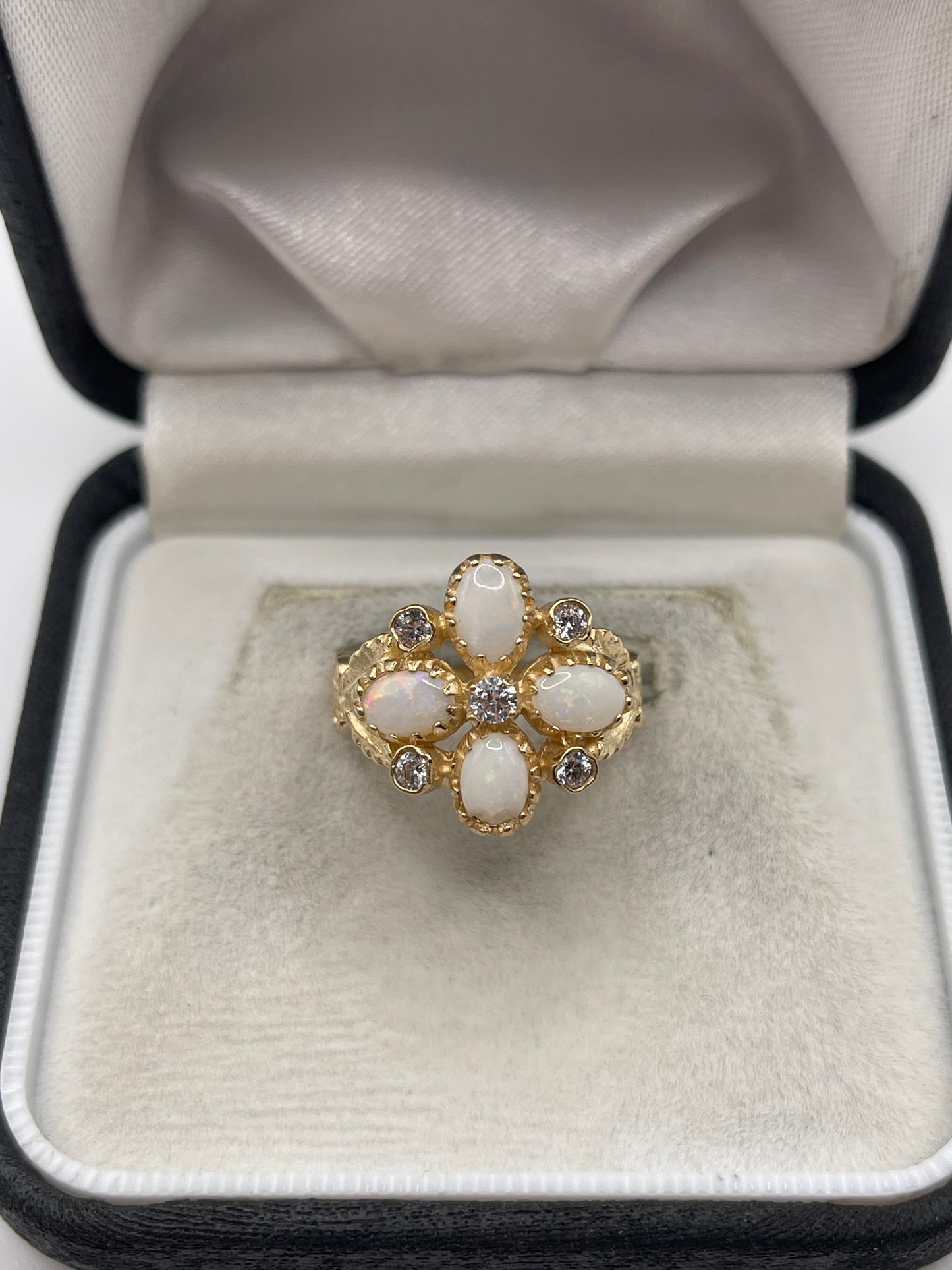 9ct gold opal and cz ring