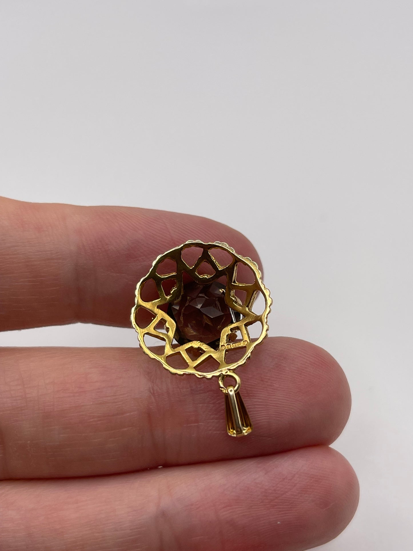 9ct gold Smokey quartz pendant