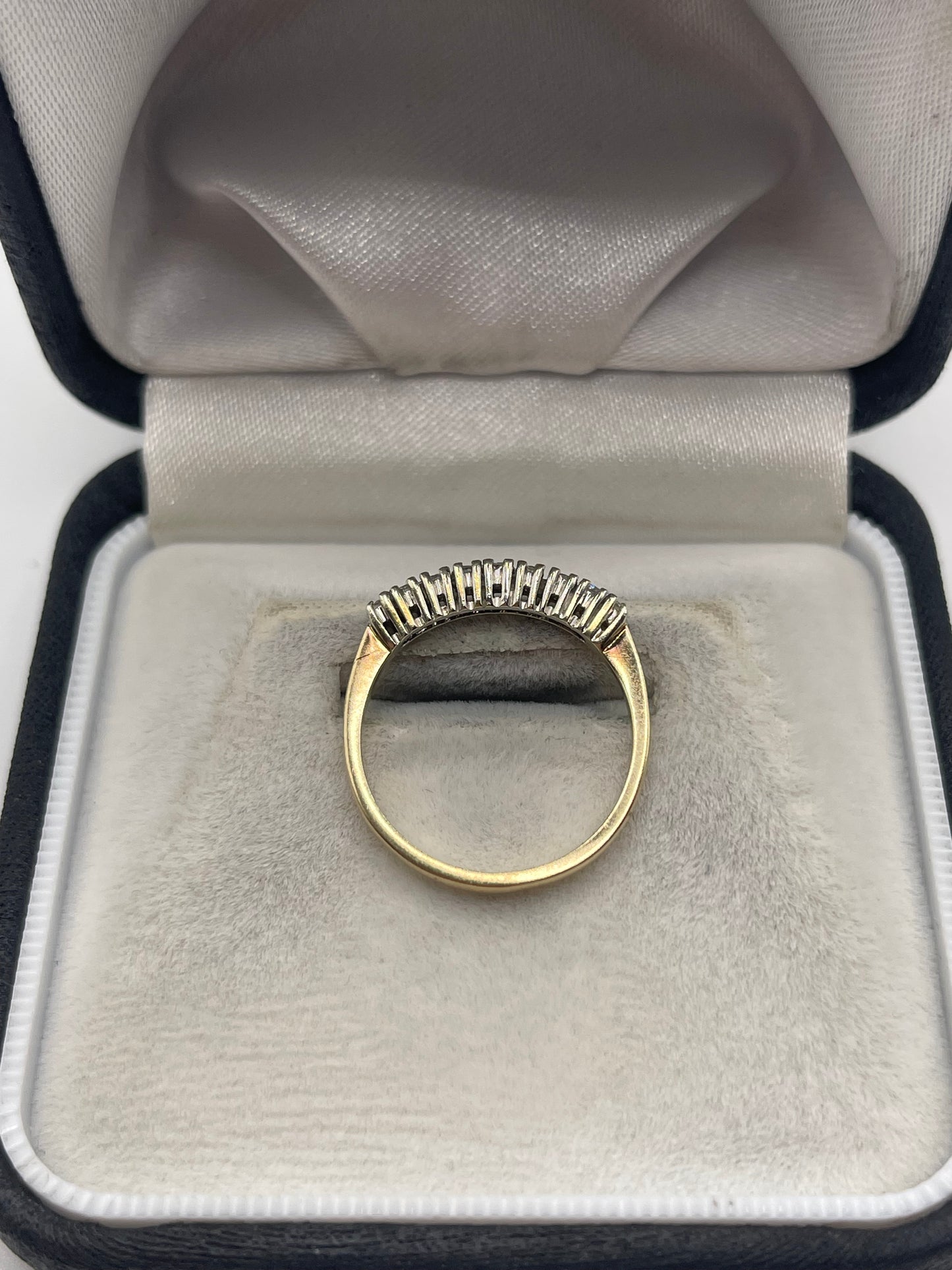 9ct gold diamond ring