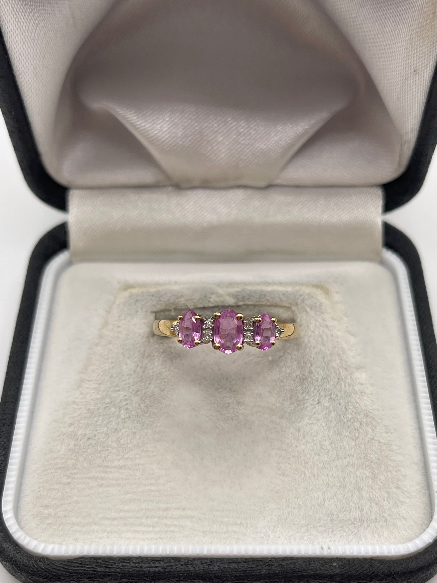 9ct gold pink sapphire and diamond ring