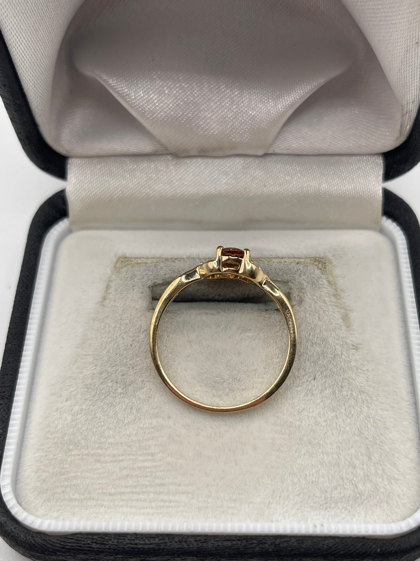 9ct gold citrine and diamond ring