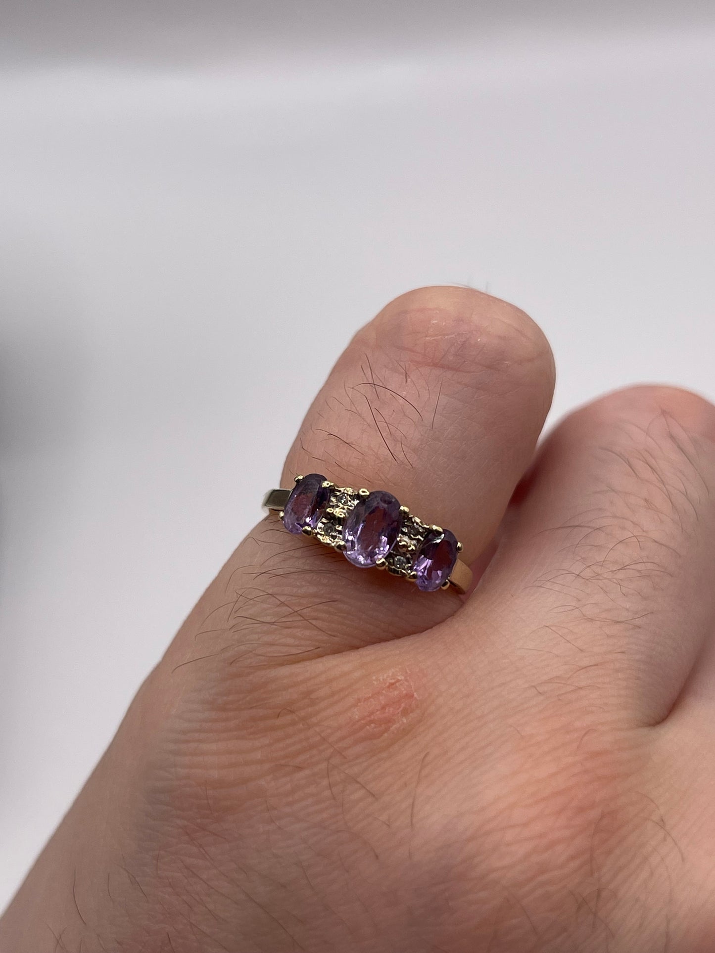 9ct gold amethyst and diamond ring