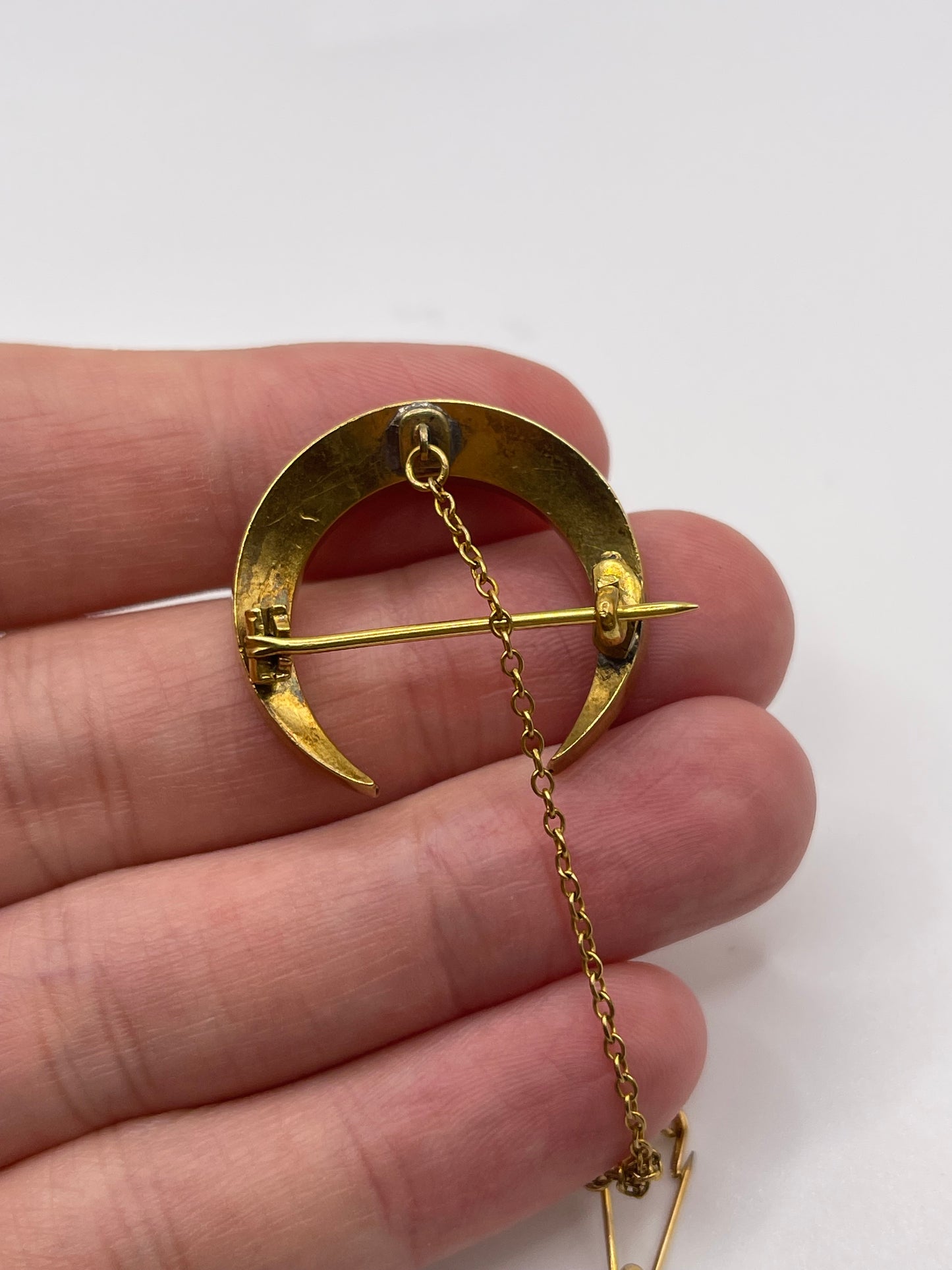 Antique 18ct gold pearl crescent brooch