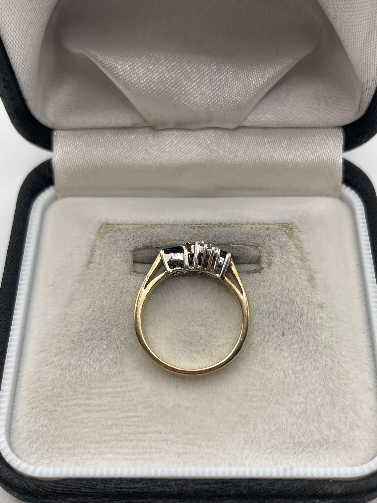 9ct gold topaz and diamond ring