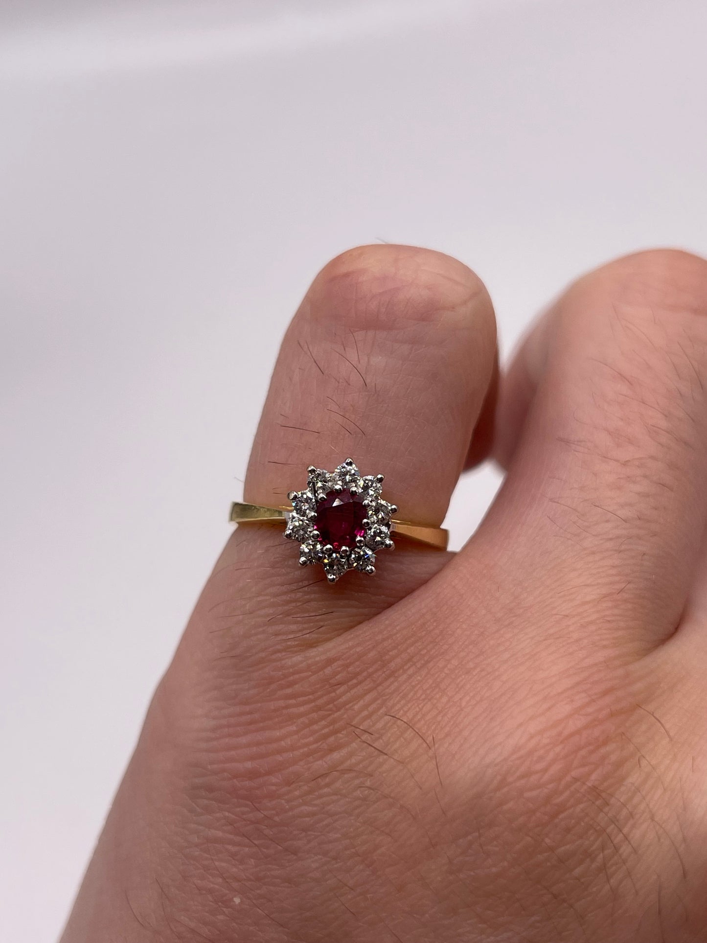 18ct gold ruby and diamond ring