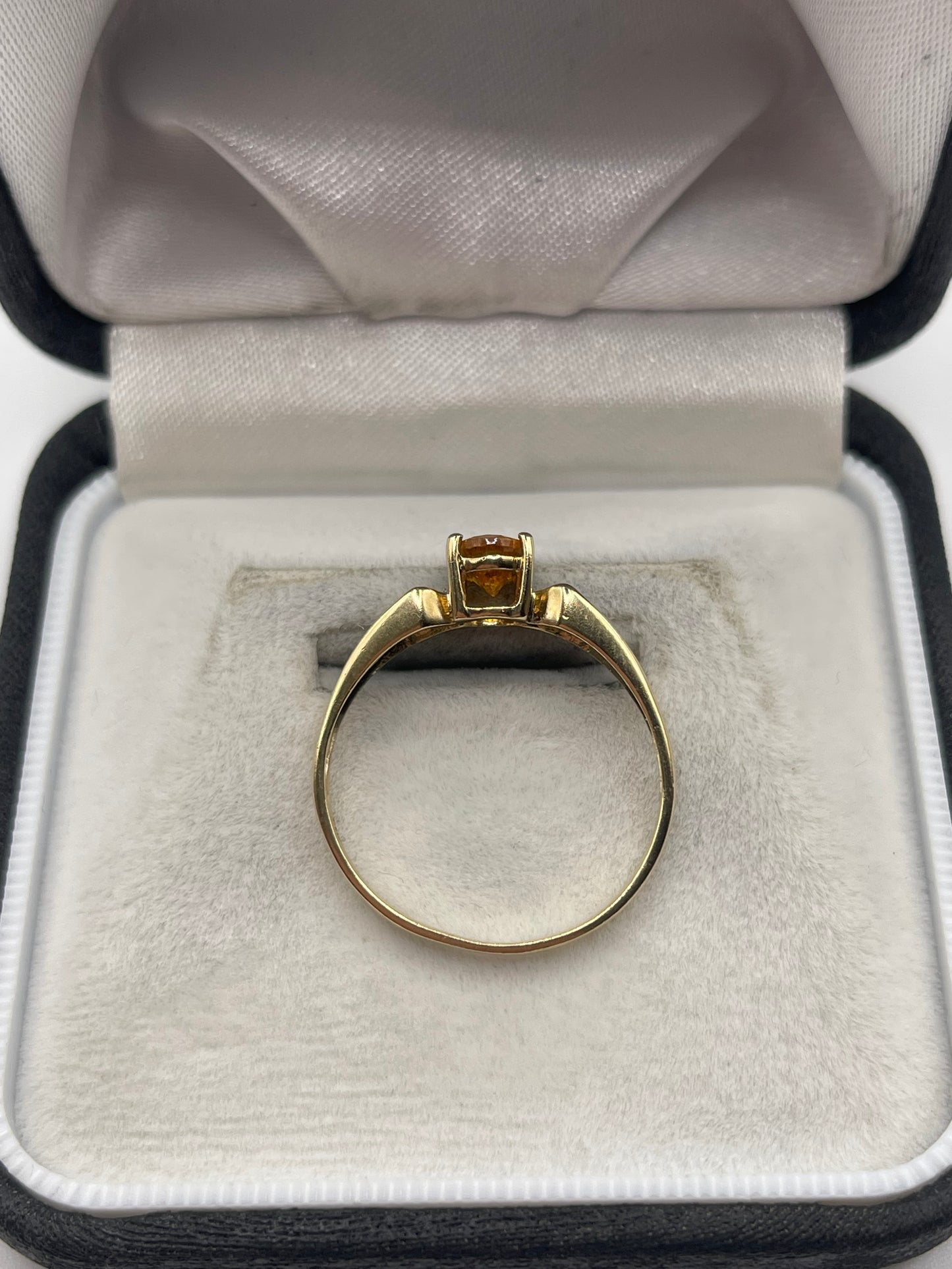 9ct gold mandarin garnet and diamond ring