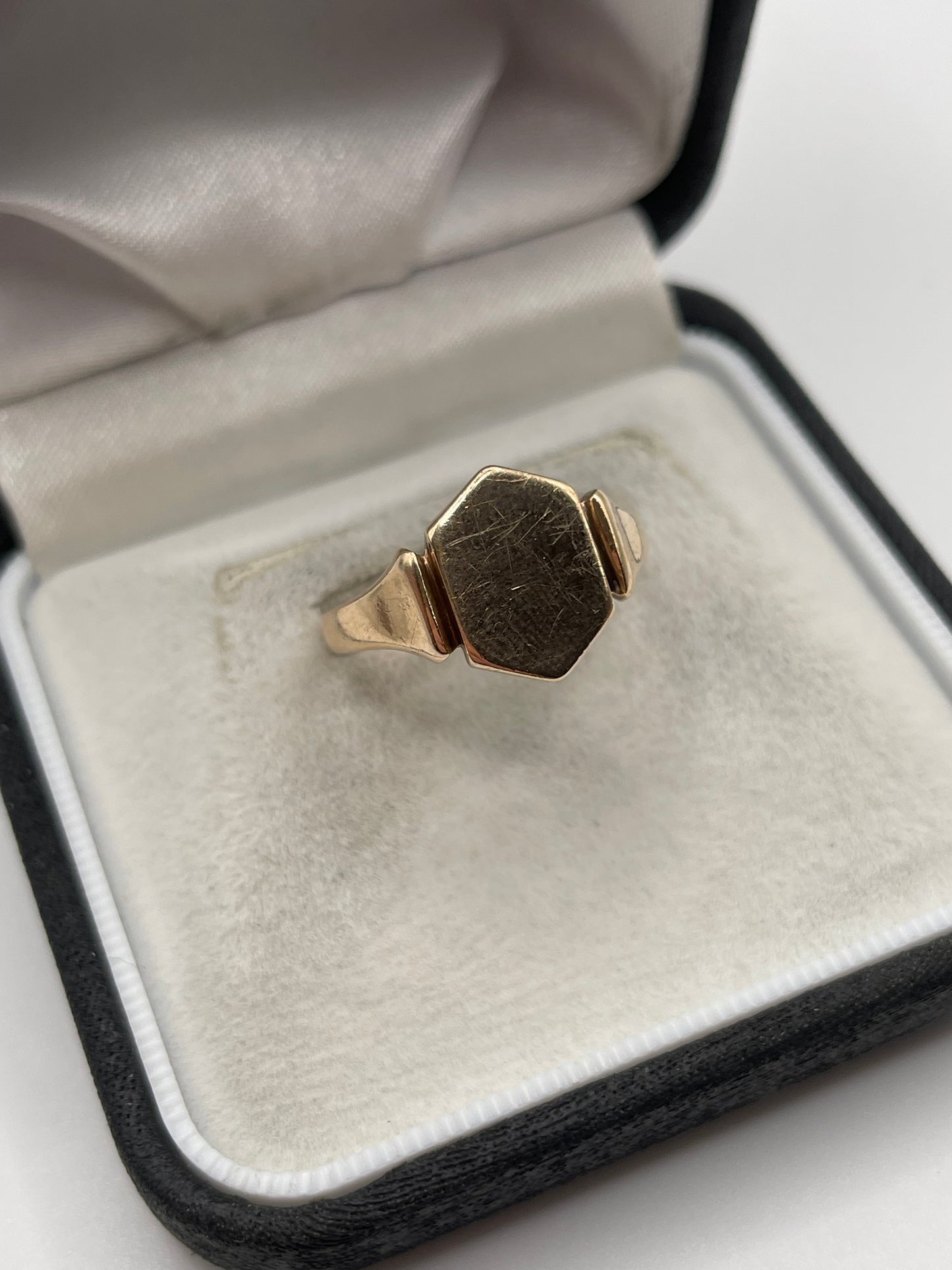 9ct rose gold signet ring