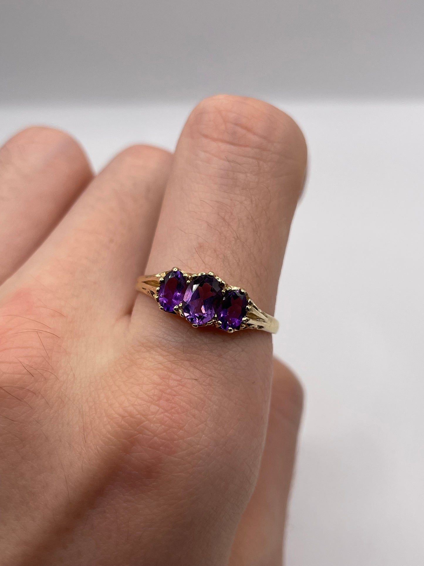 9ct gold amethyst ring
