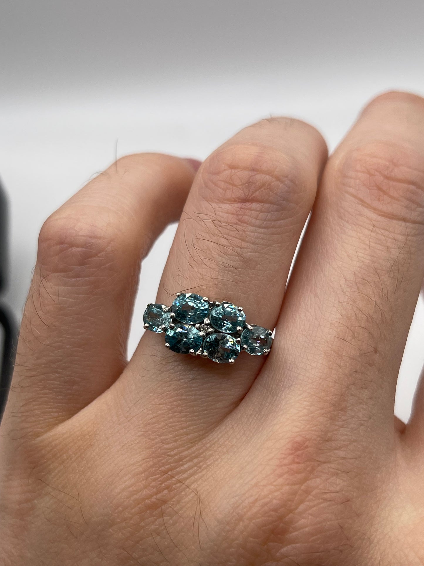 9ct white gold blue zircon and diamond ring