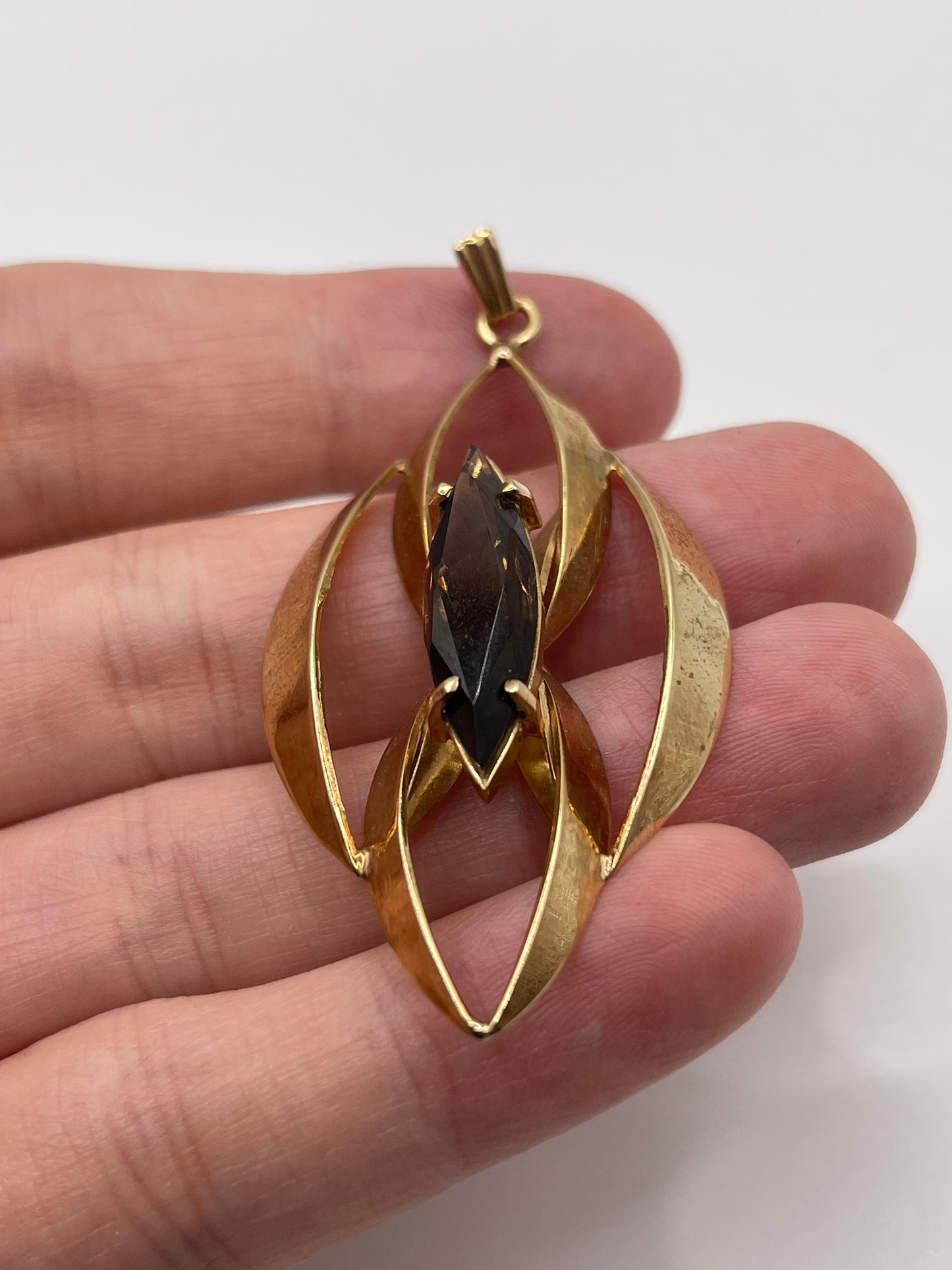9ct gold Smokey quartz pendant