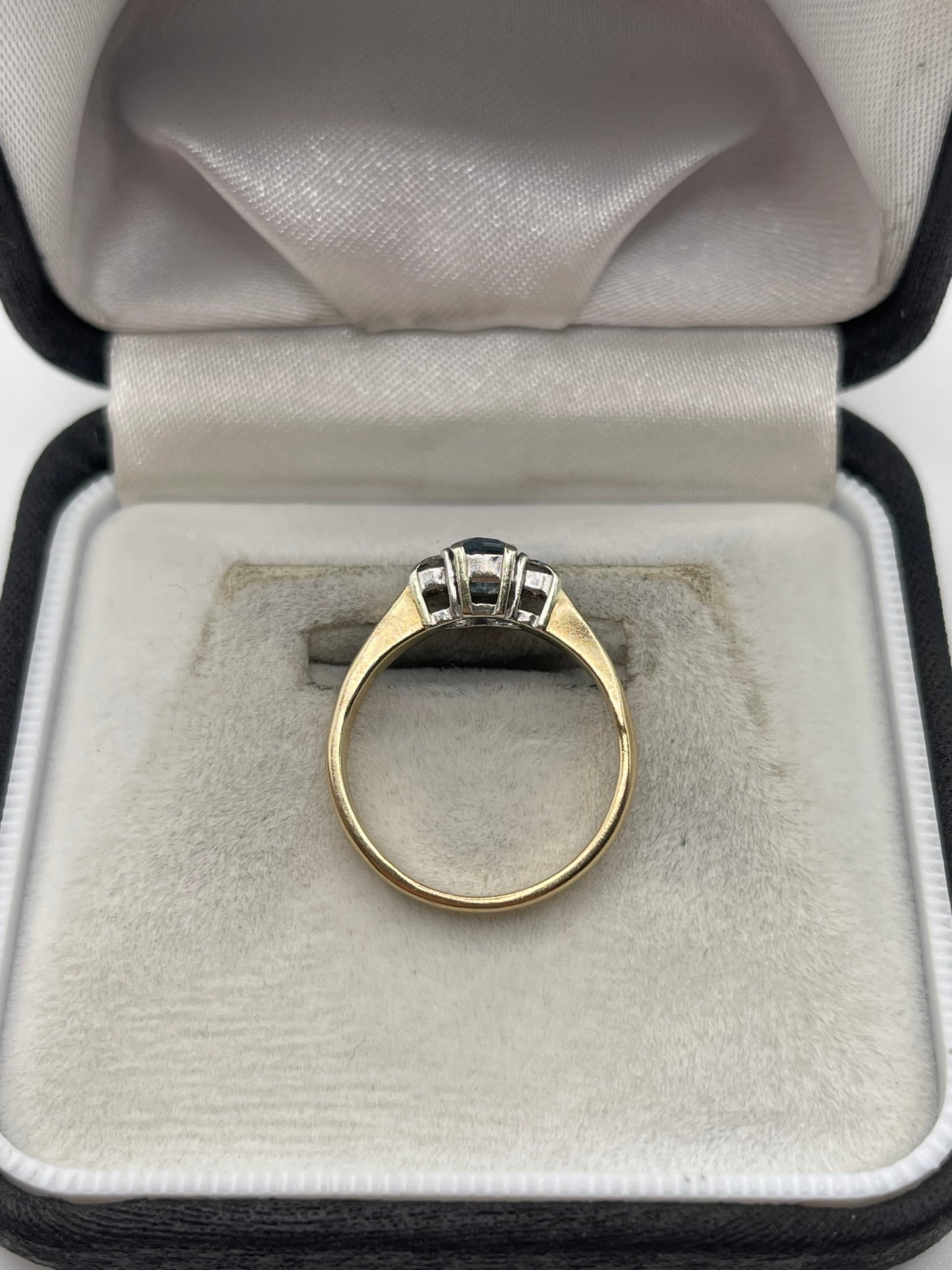 9ct gold blue topaz and diamond ring