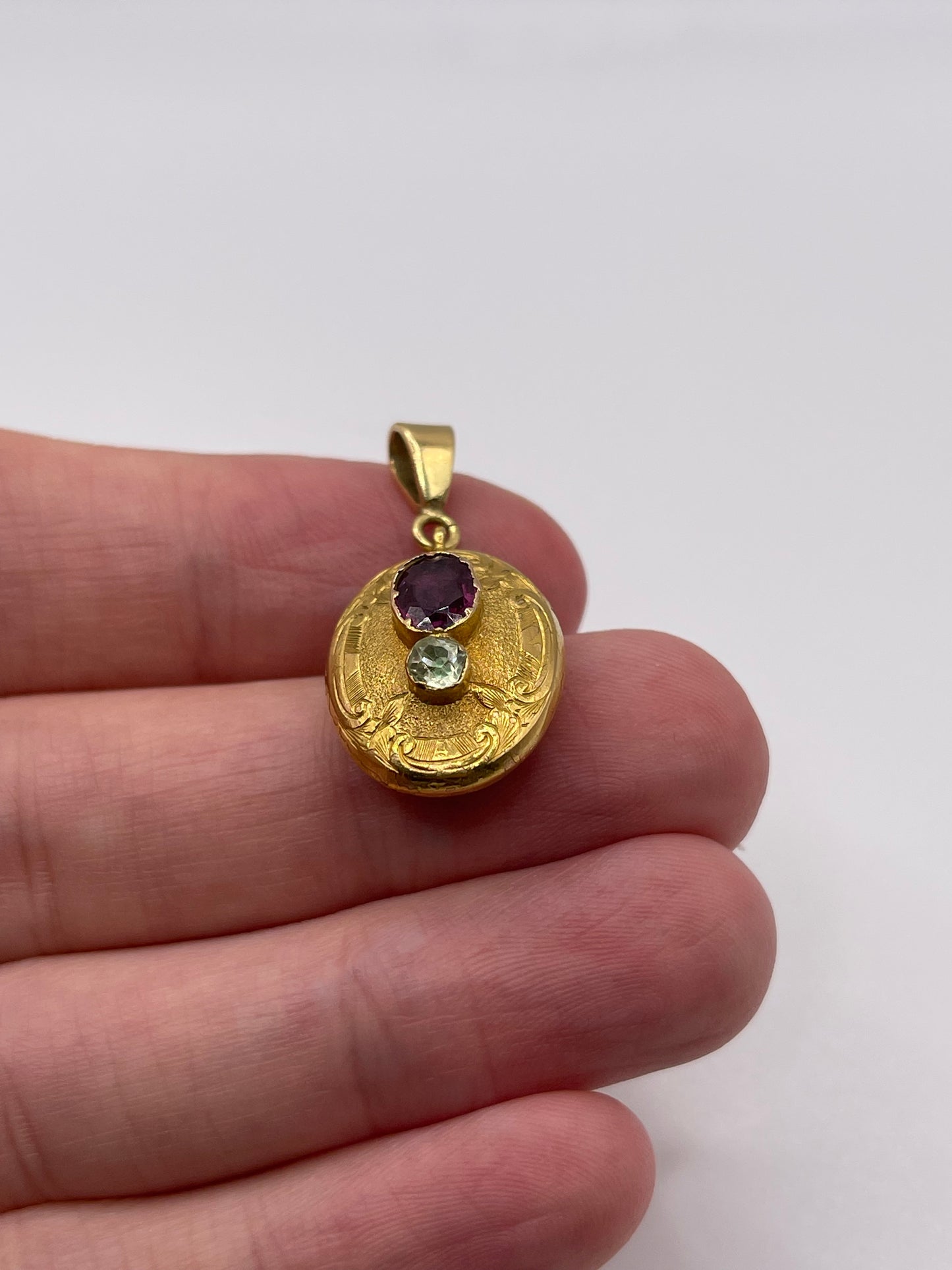 15ct gold garnet and paste mourning pendant