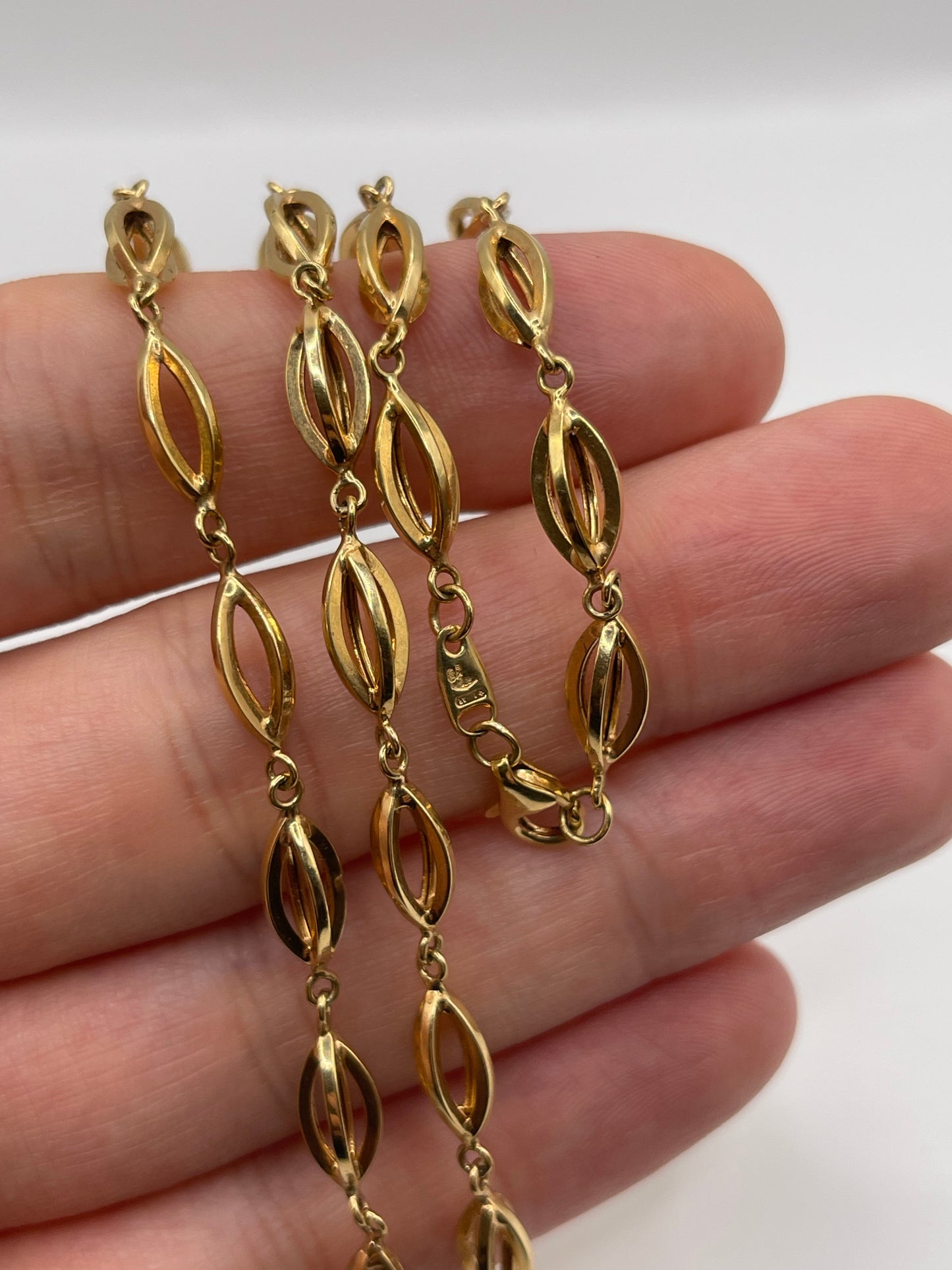 9ct gold chain 181