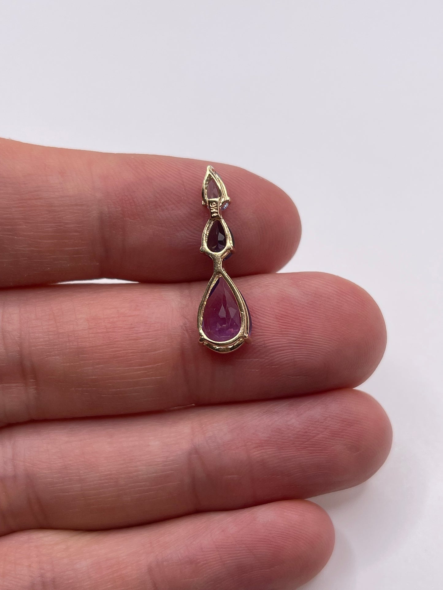 9ct gold multi gemstone pendant