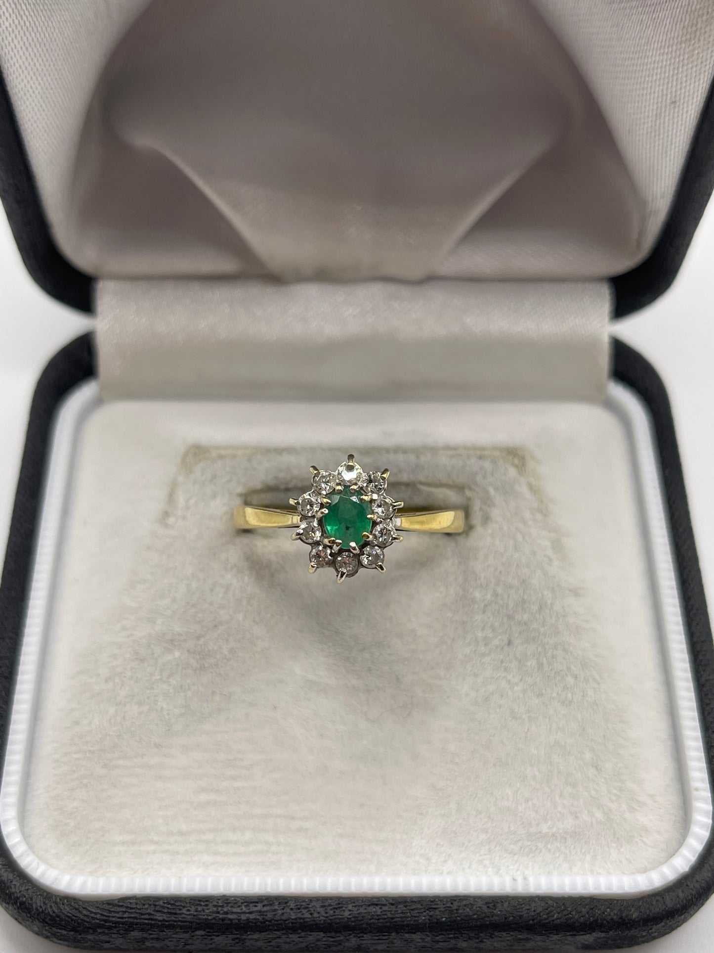 18ct gold emerald and diamond ring