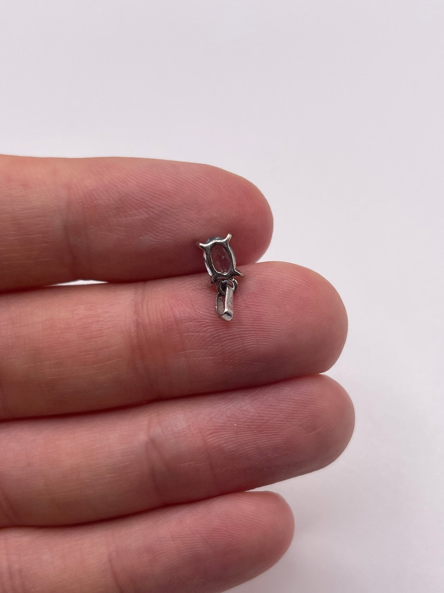 9ct white gold topaz pendant