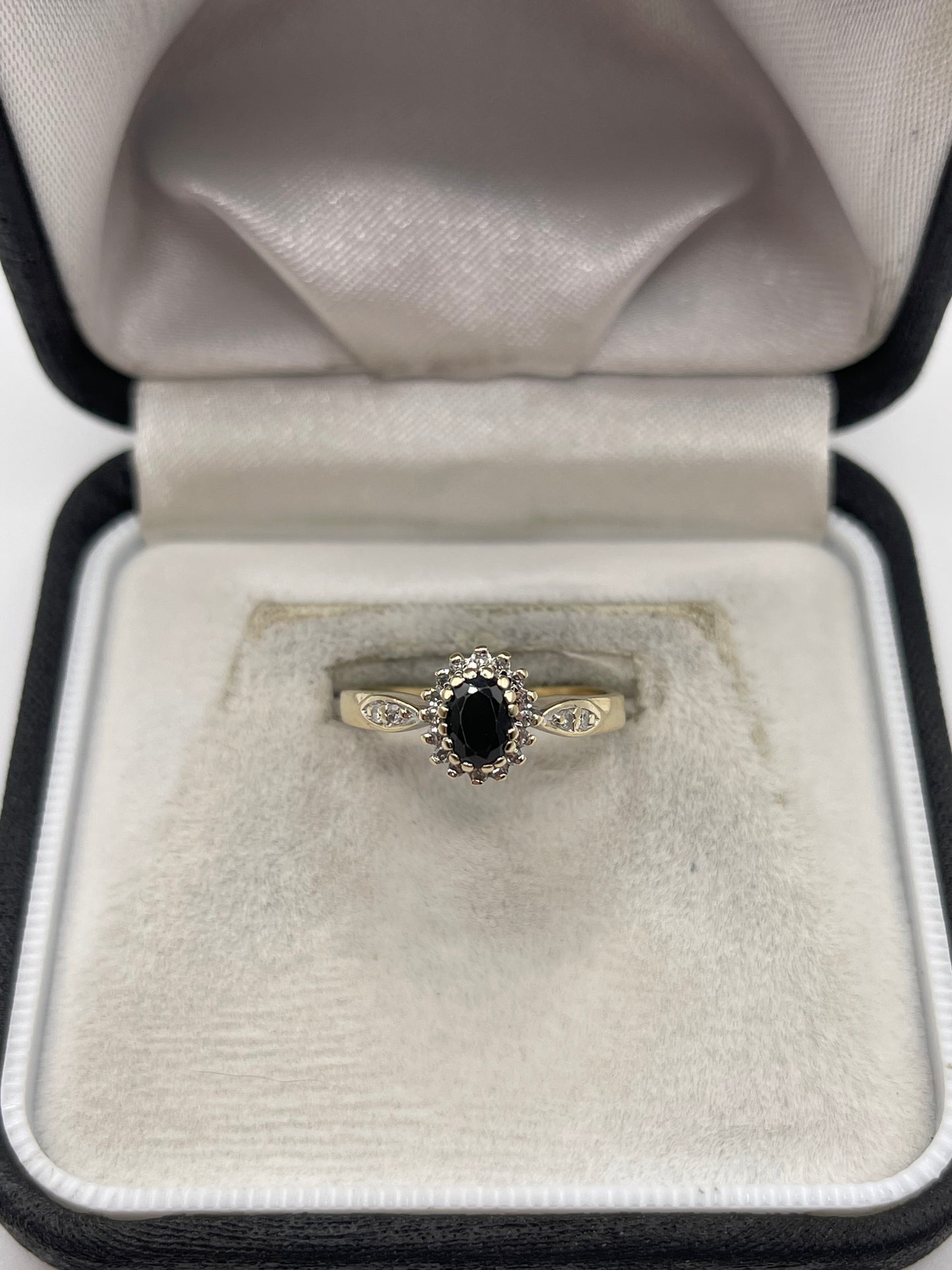 9ct gold sapphire and diamond ring