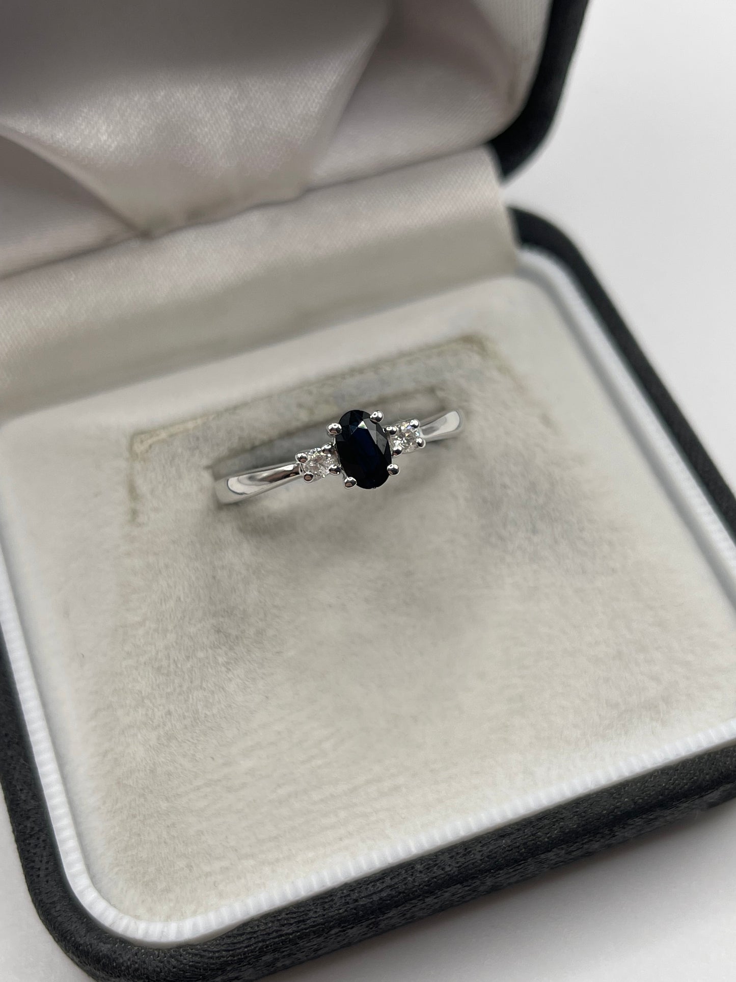 9ct white gold sapphire and diamond ring