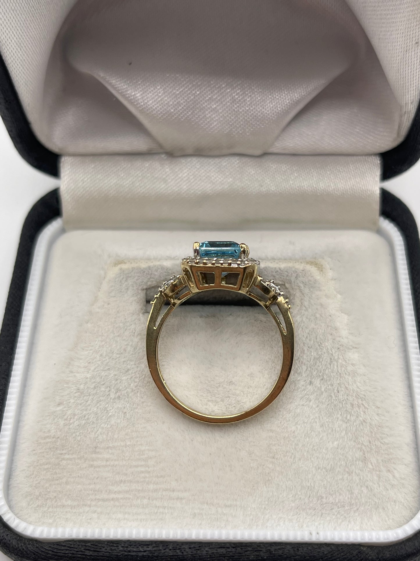 9ct gold aquamarine and zircon ring
