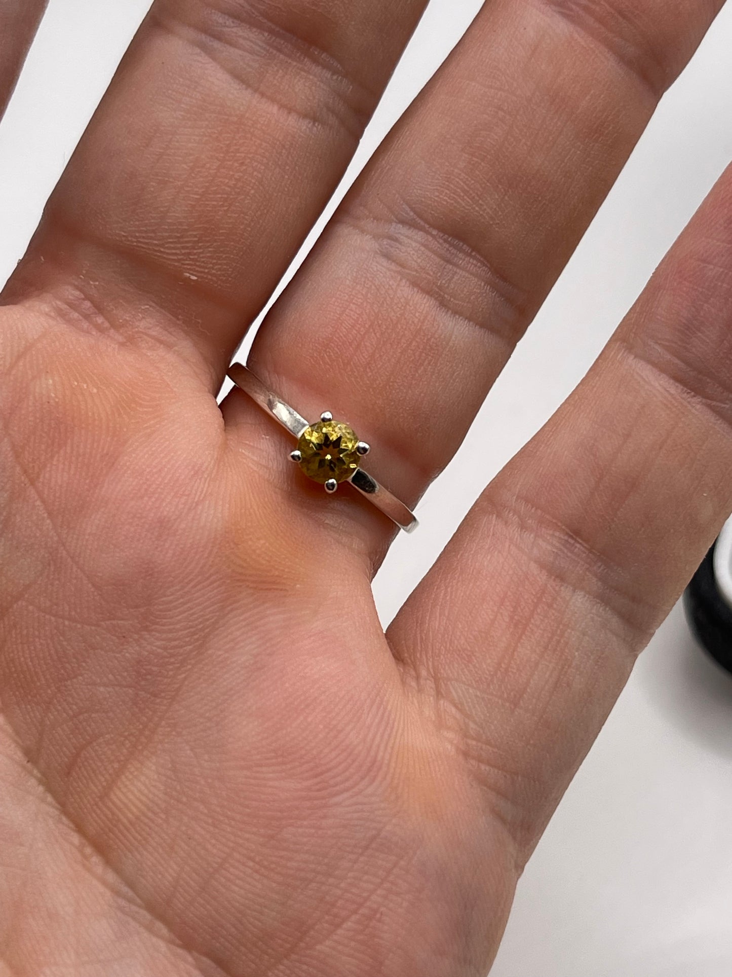Silver citrine ring