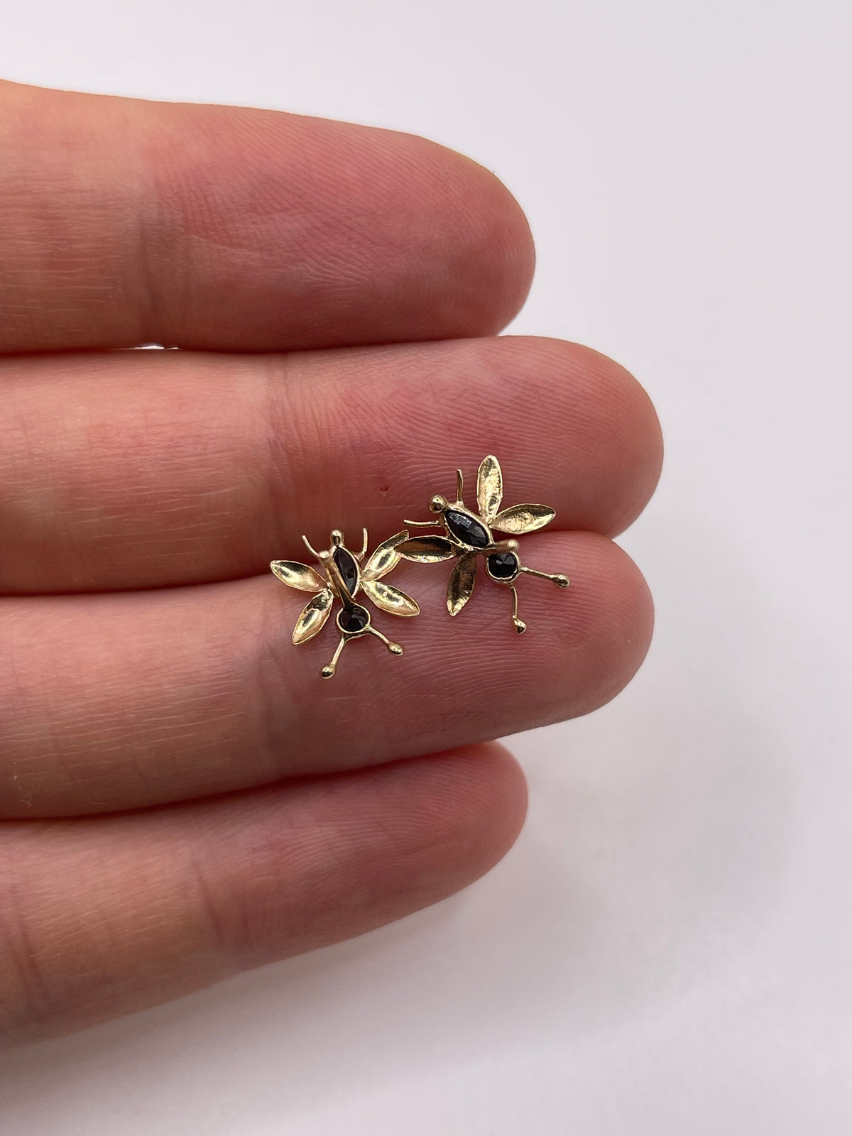 9ct gold sapphire earrings